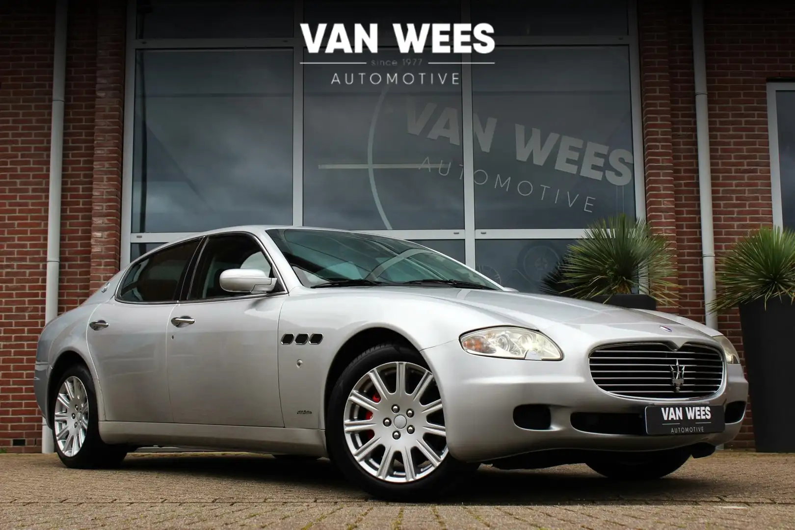 Maserati Quattroporte 4.2 Duo Select | 400 pk V8 | Youngtimer | Historie Grey - 1