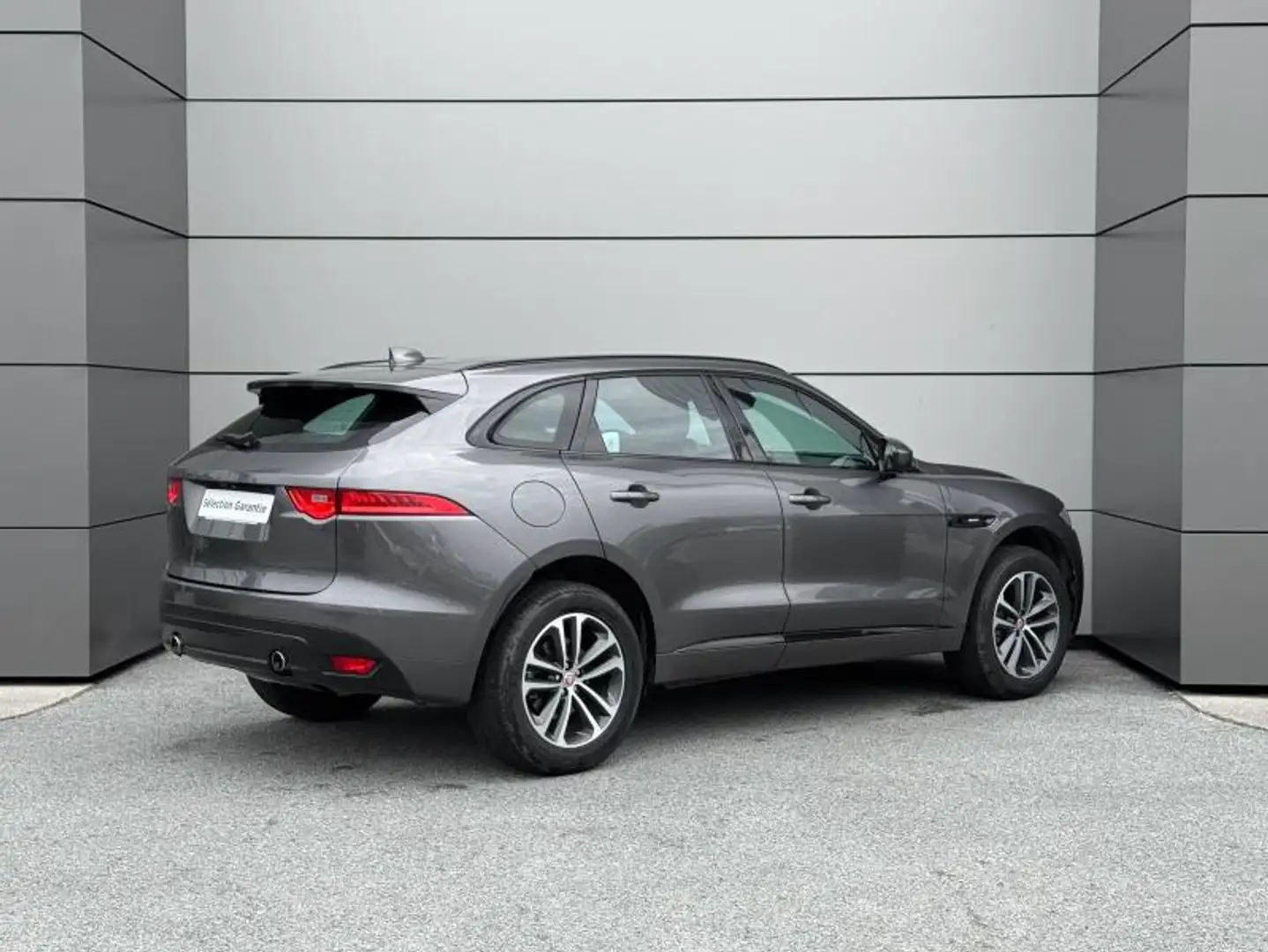 Jaguar F-Pace V6 3.0 Supercharged 340ch R-Sport 4x4 BVA8 Gris - 2