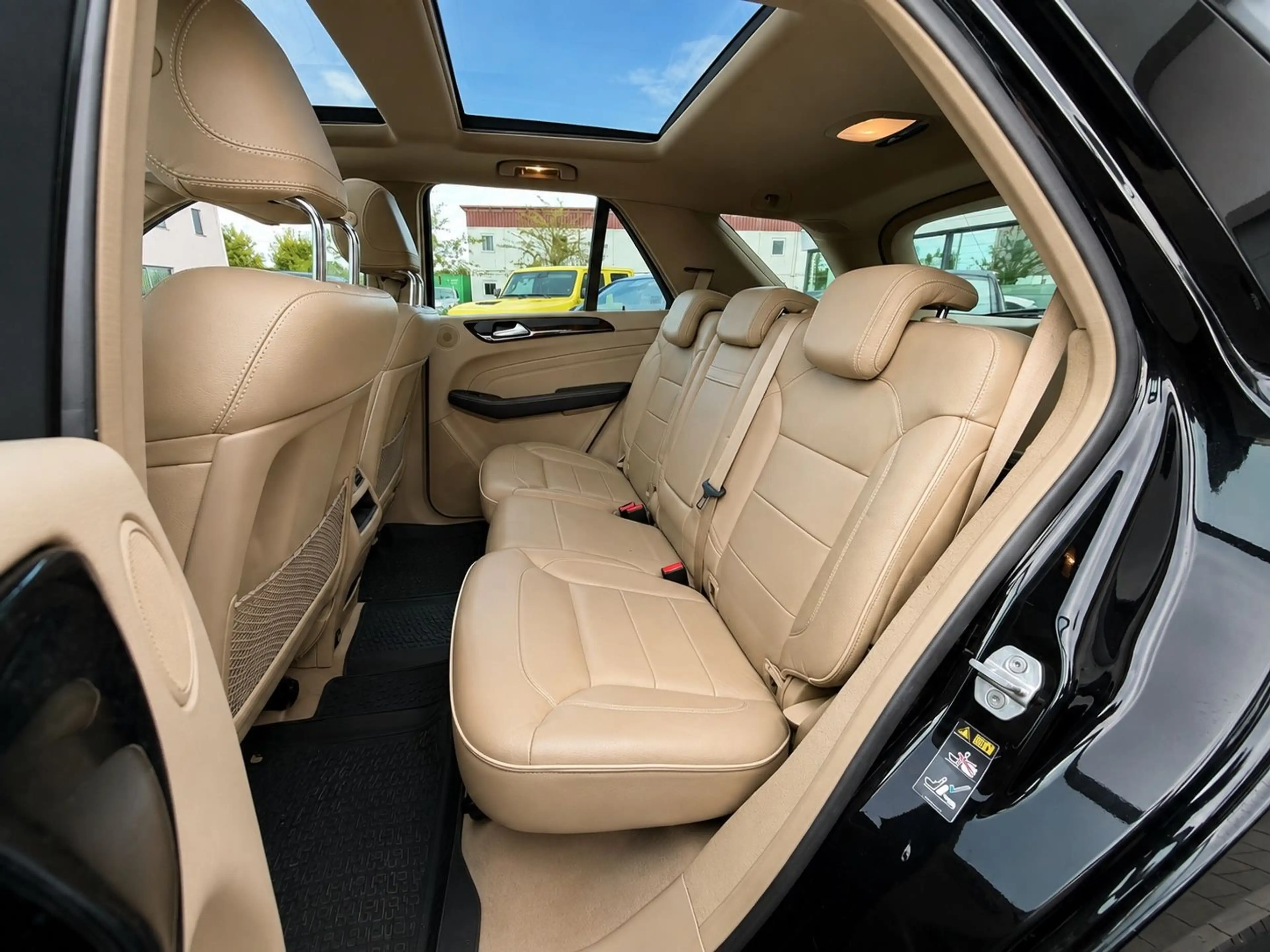 Mercedes-Benz ML 350 CDI BlueTec 4Matic — photo 9