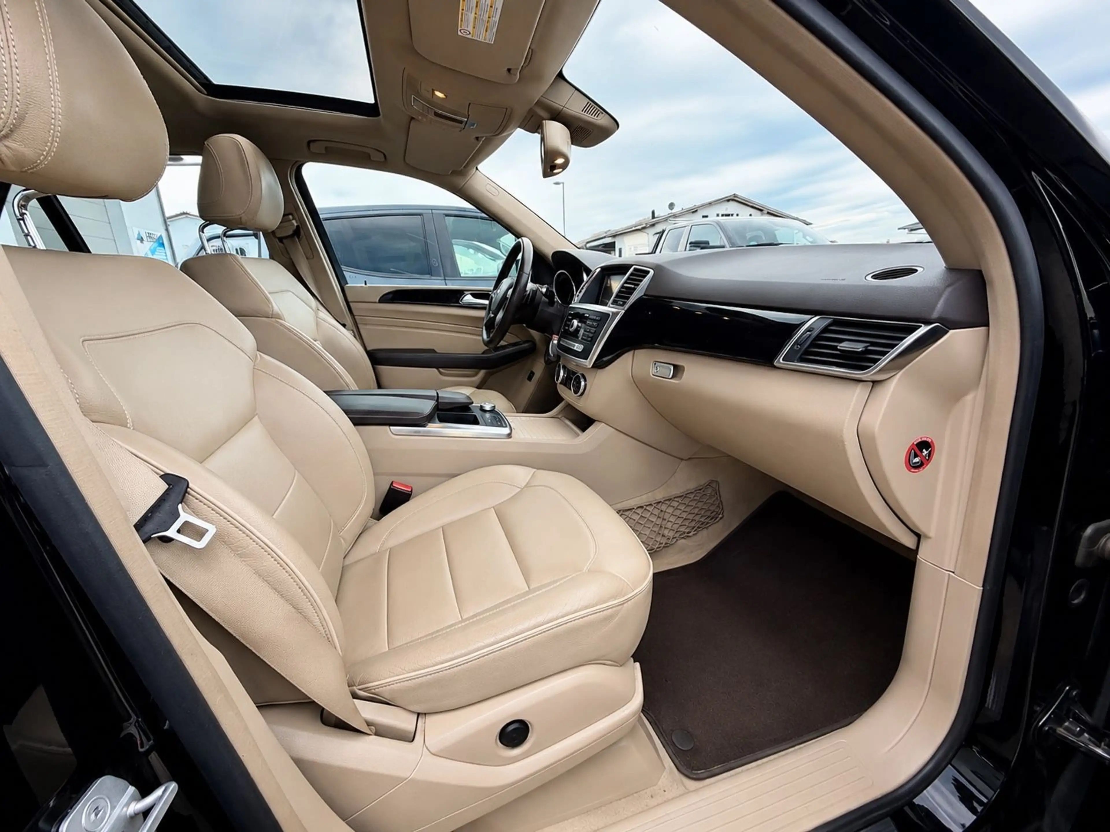 Mercedes-Benz ML 350 CDI BlueTec 4Matic — photo 7