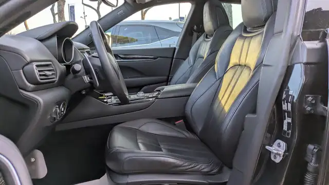Maserati Levante view 13