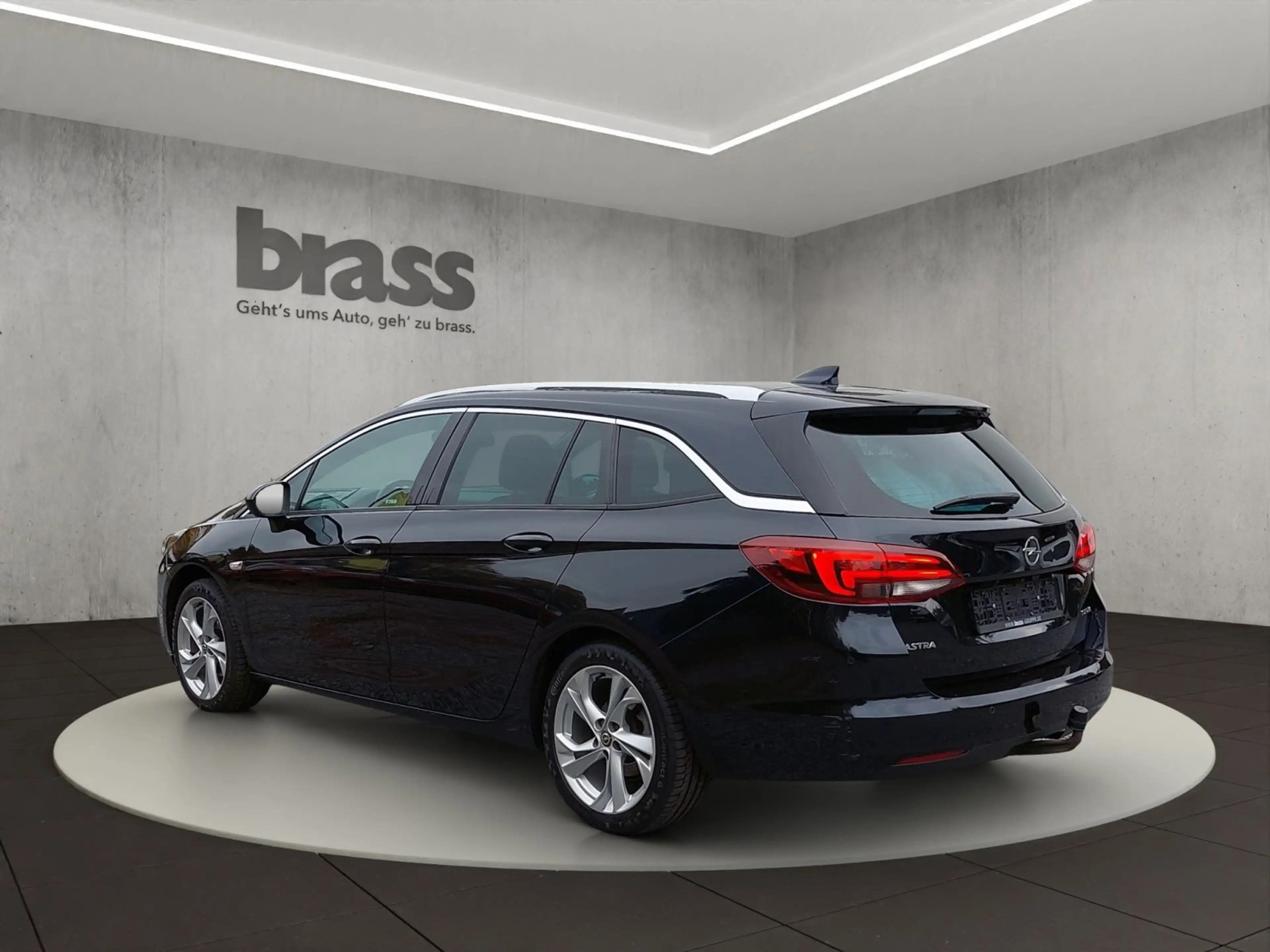 Opel Astra K 1.4 Turbo Sports Tourer Dynamic, 8-fach — photo 3