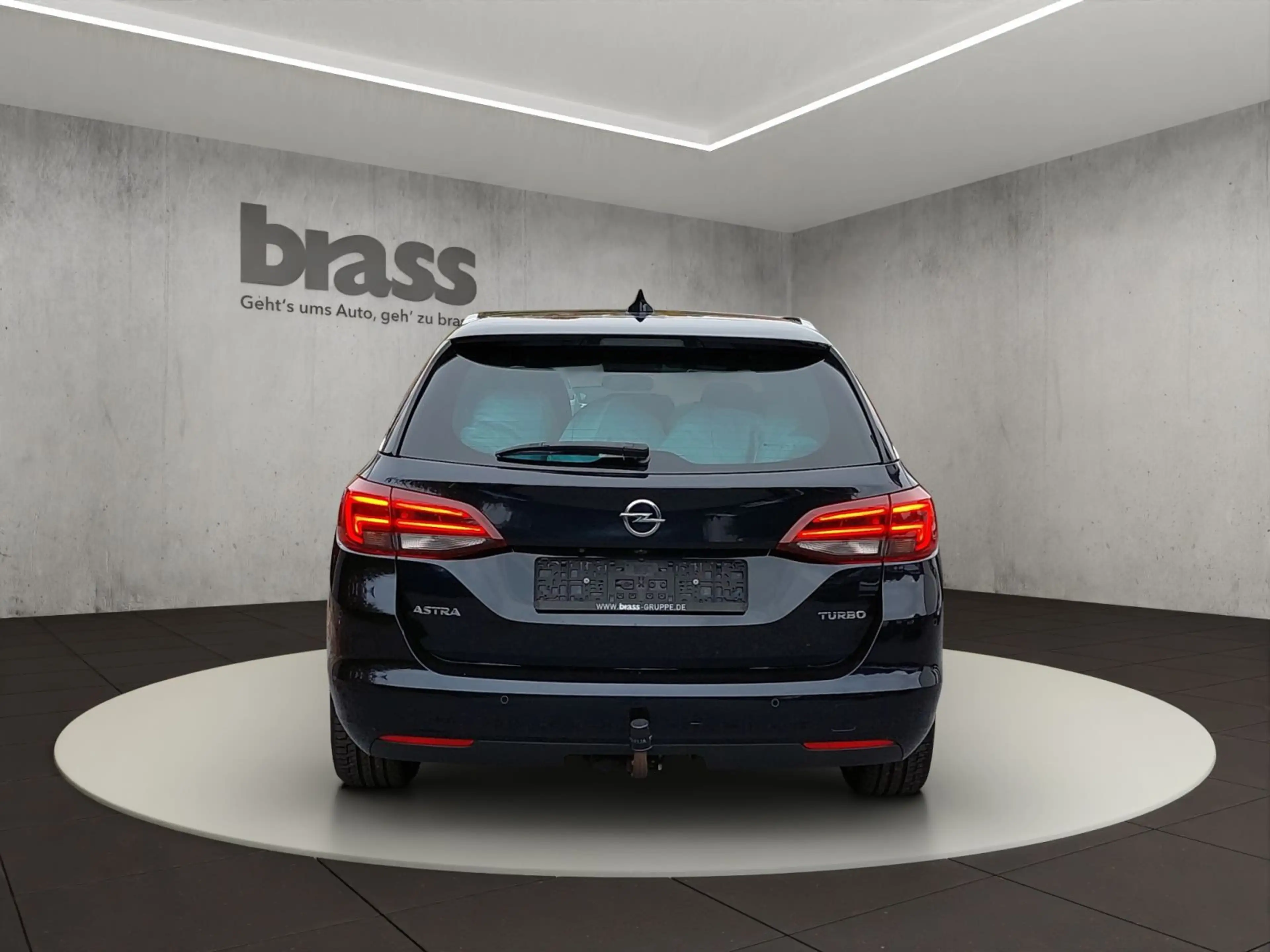 Opel Astra K 1.4 Turbo Sports Tourer Dynamic, 8-fach — photo 4