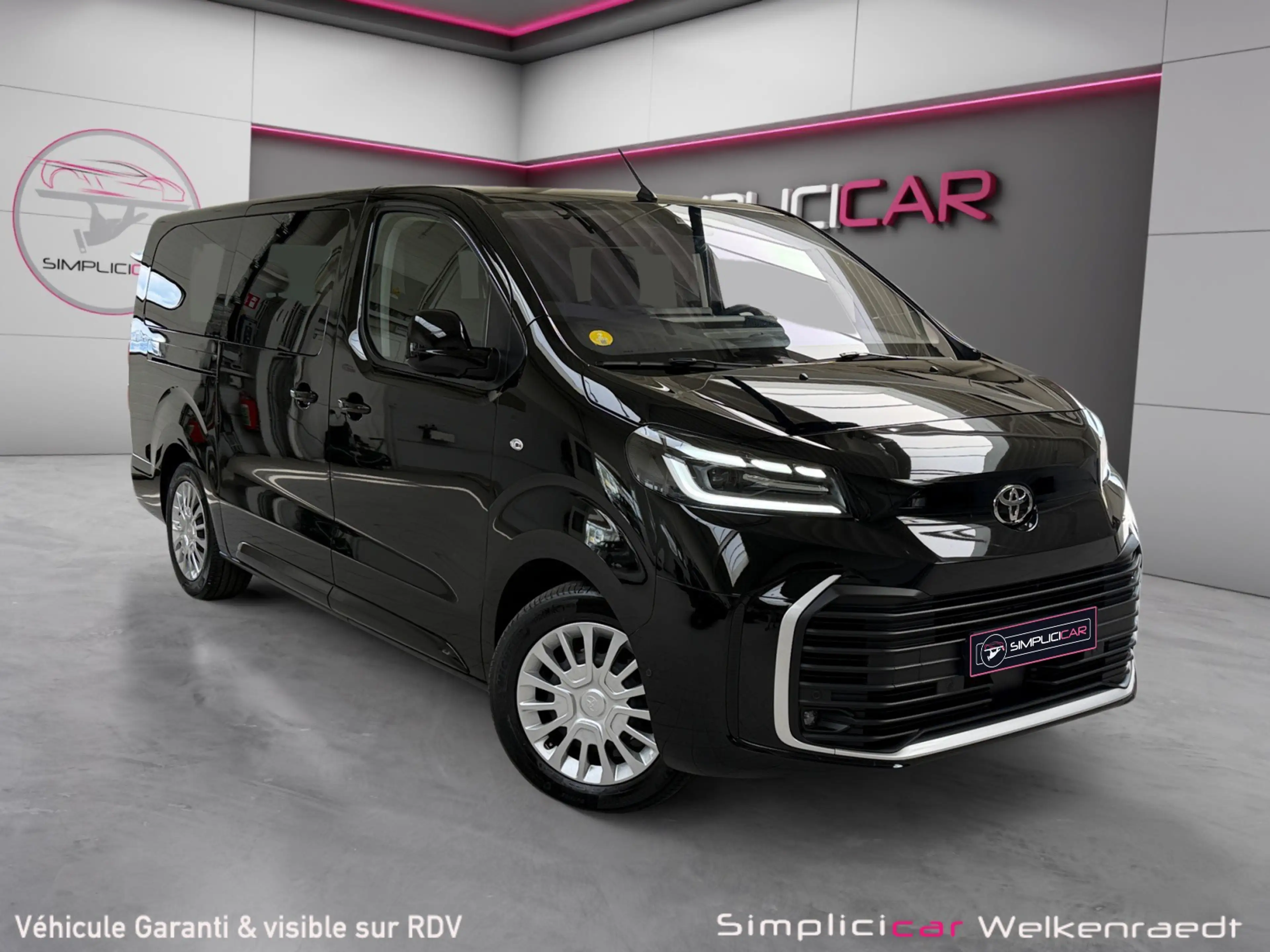 Toyota Proace Proace Verso 2.0 D-4D Shuttle GP 9 PLACES / CARPLAY / CAM / ACC / VOL CHAUFF / GARANTIE TOYOTA 10 ANS