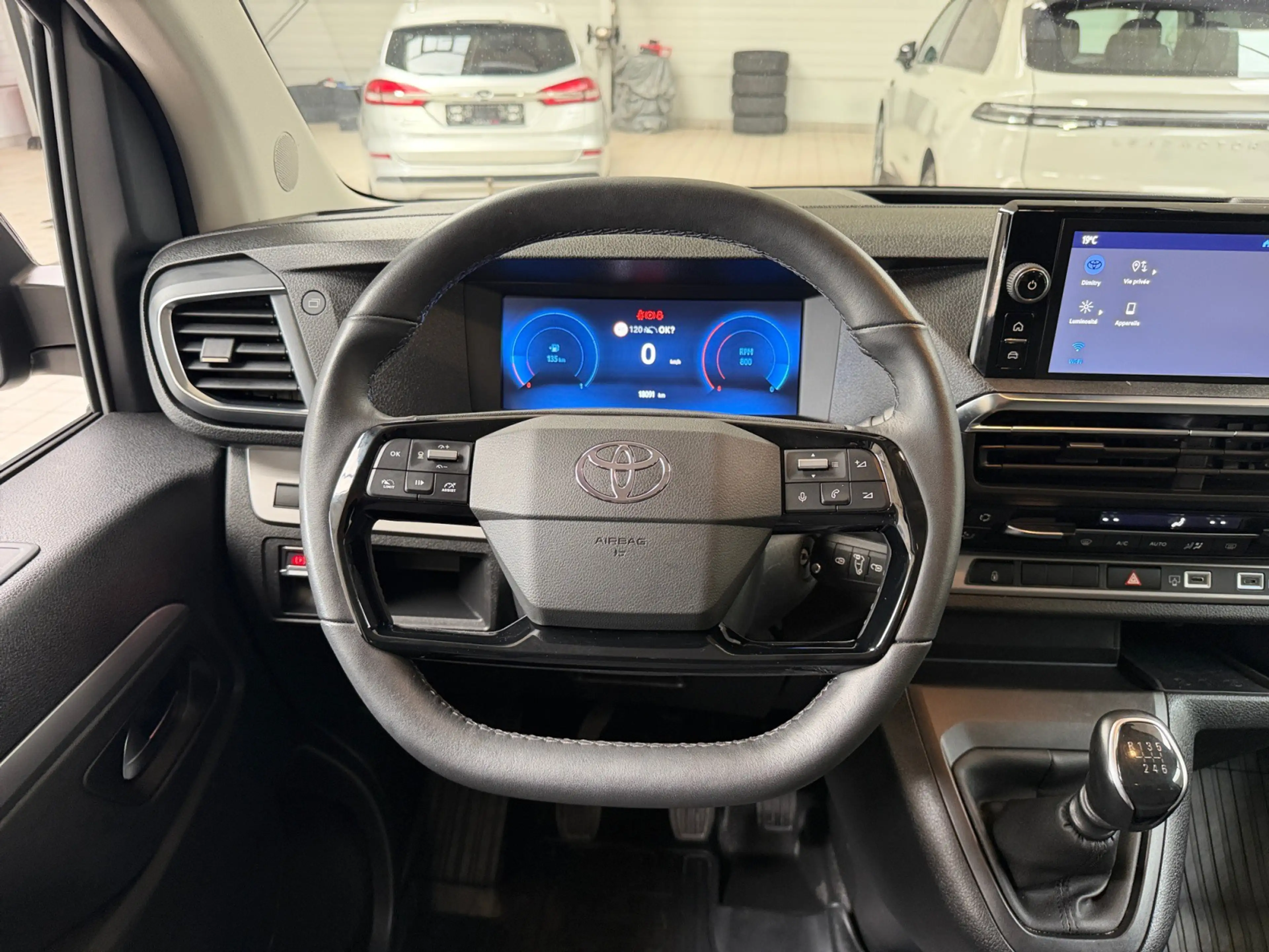 Toyota Proace Proace Verso 2.0 D-4D Shuttle GP 9 PLACES / CARPLAY / CAM / ACC / VOL CHAUFF / GARANTIE TOYOTA 10 ANS — photo 12