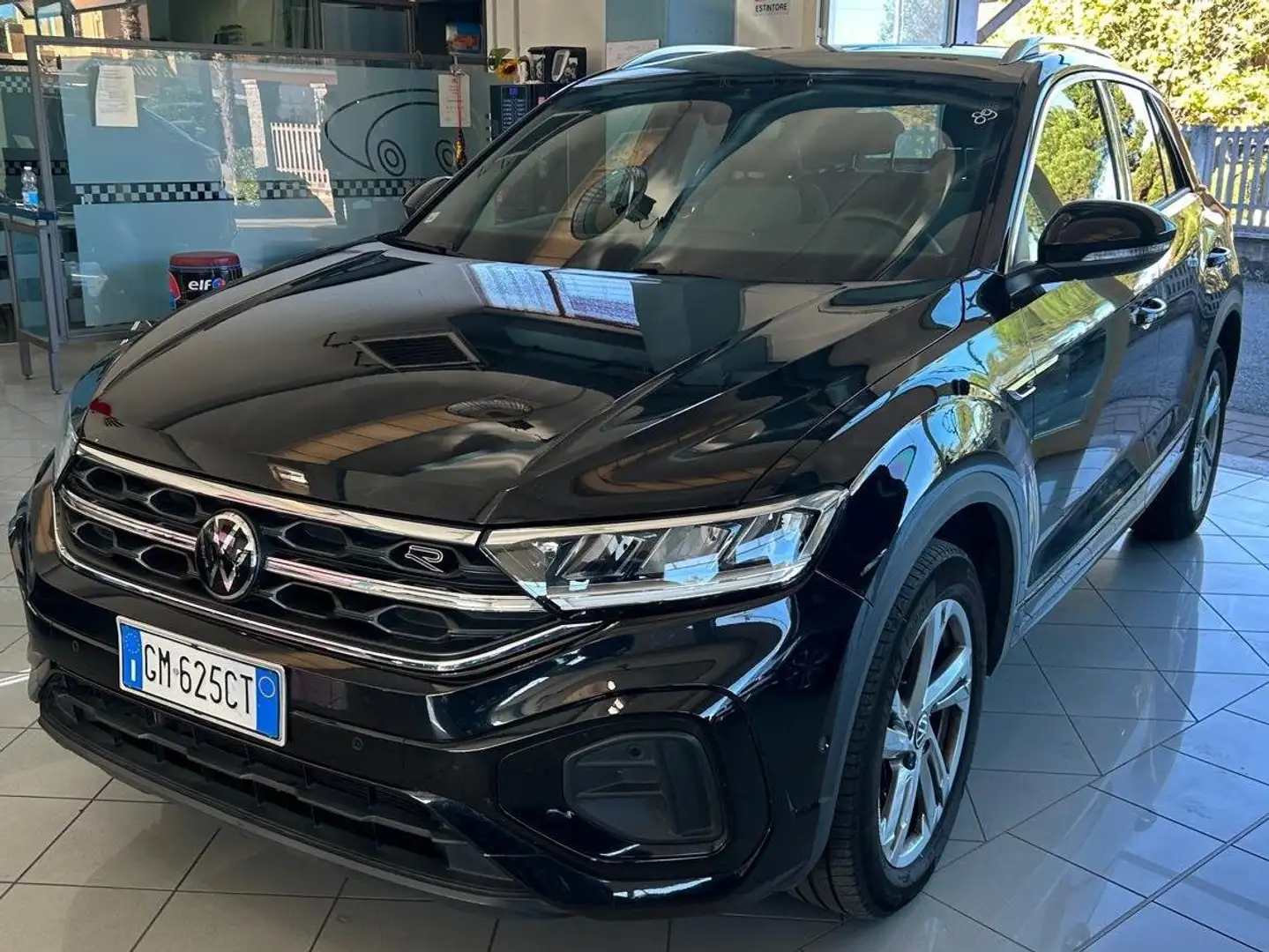 Volkswagen T-Roc T-Roc 1.0 tsi R-Line 110cv Zwart - 1