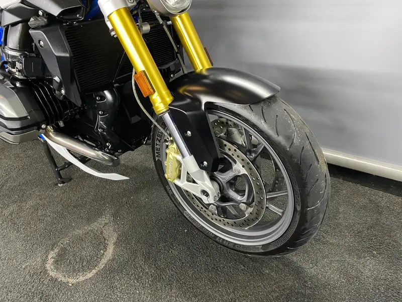 BMW R 1200 R - foto 3