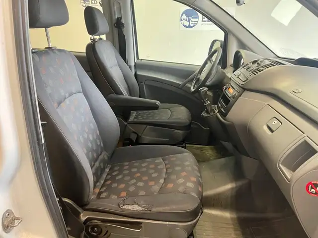 Mercedes-Benz Vito view 14