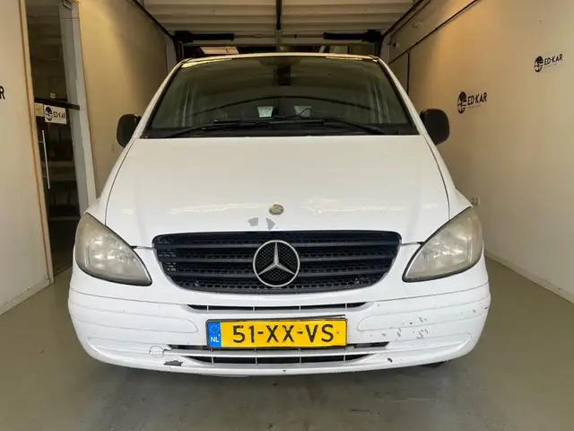 Mercedes-Benz Vito view 4