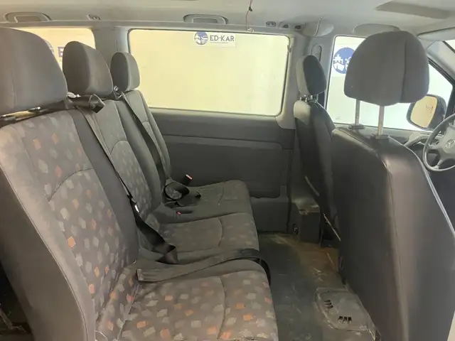 Mercedes-Benz Vito view 12