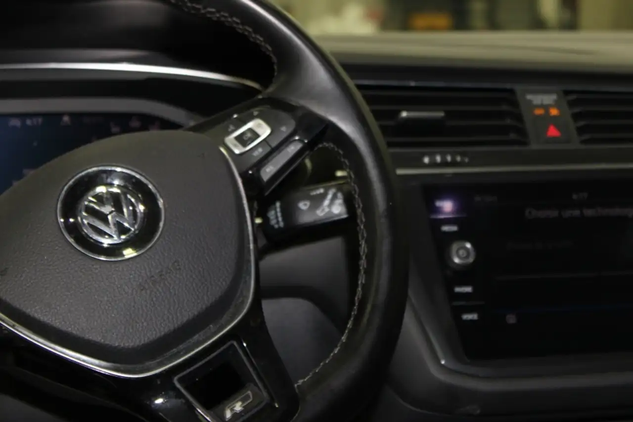 Volkswagen Tiguan снимка Volkswagen Tiguan