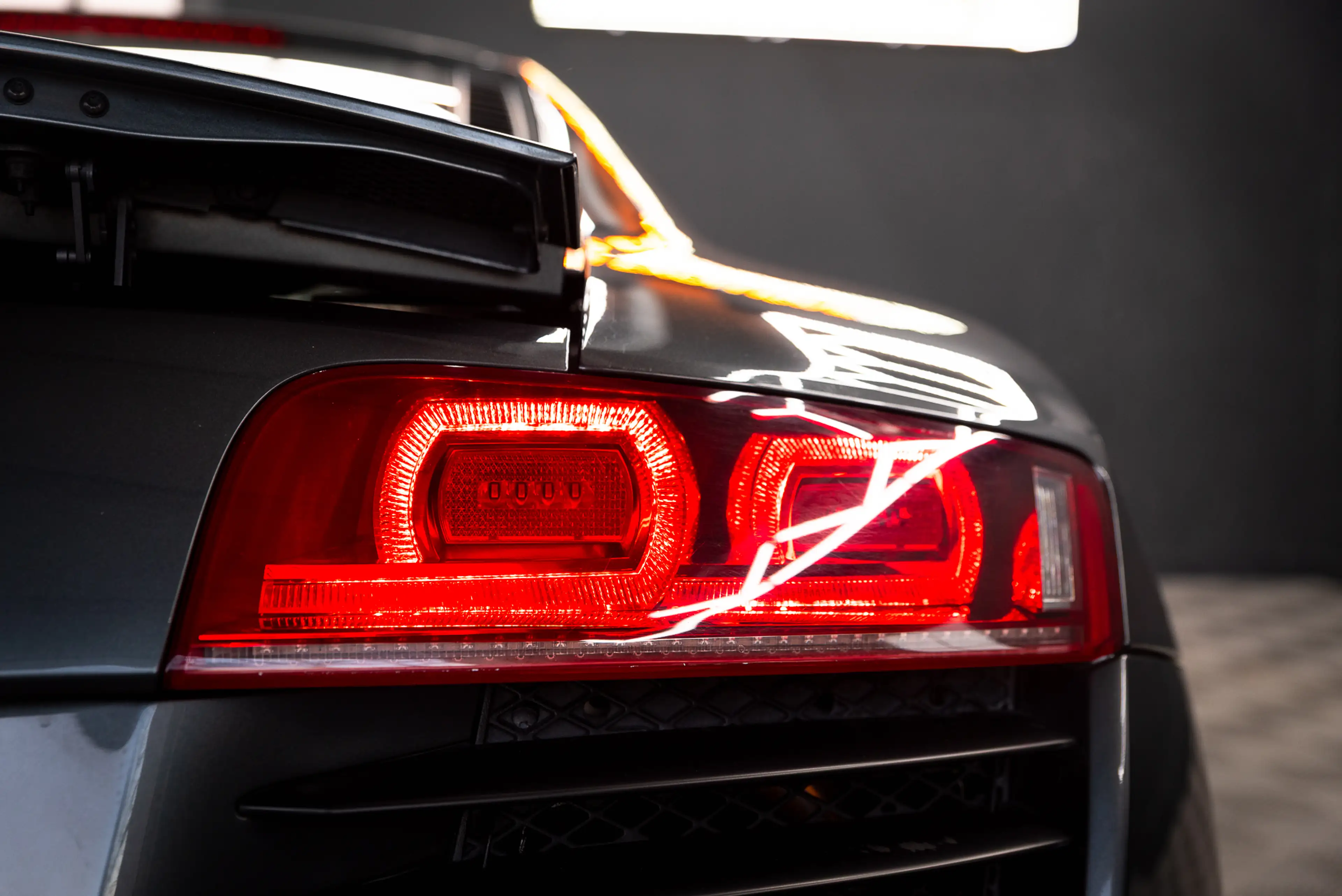 Audi R8 4.2 V8 FSI Carbon / JM Uitlaat / B&O / PDC / Gerev — photo 12