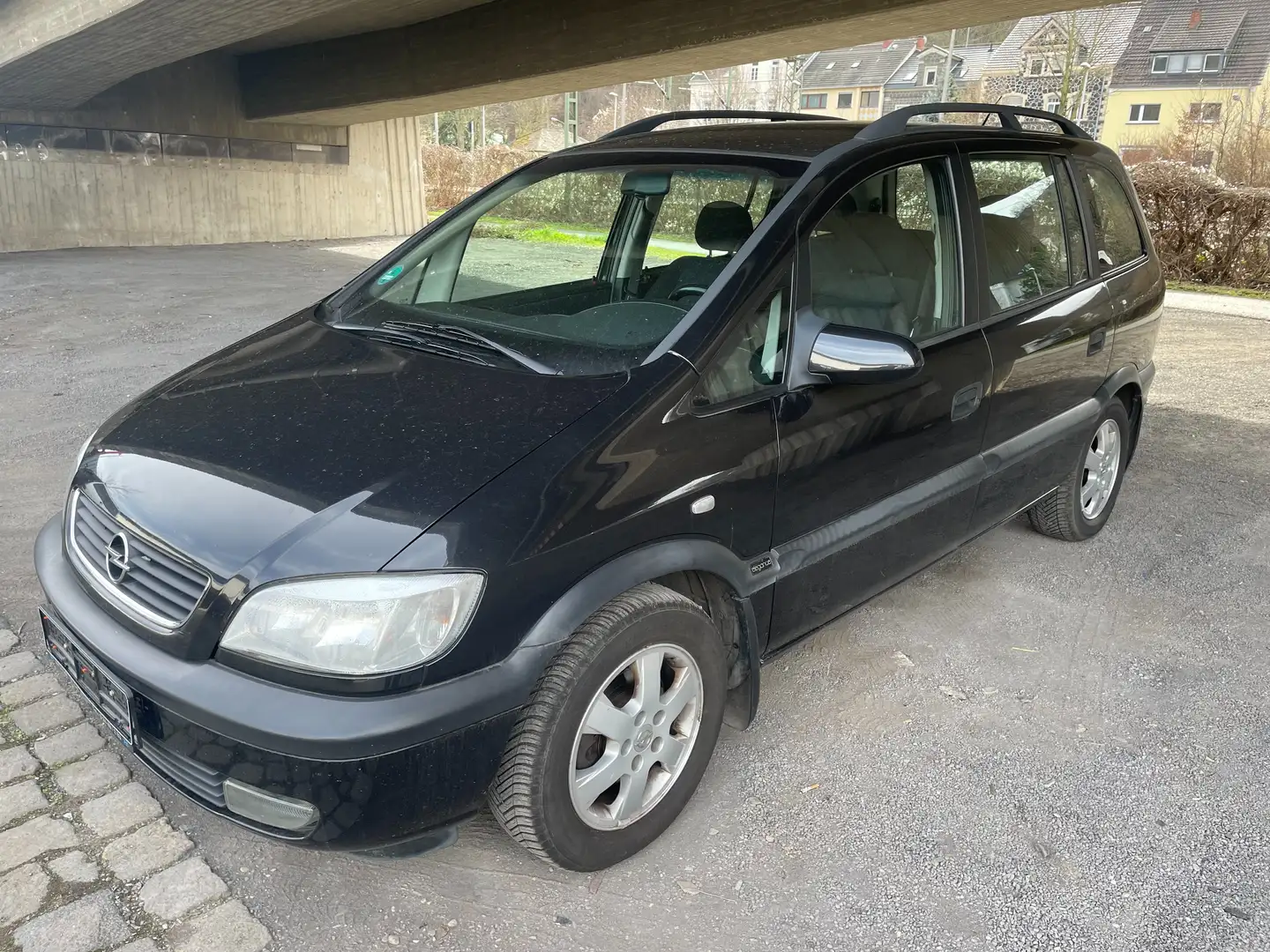 Opel Zafira 1.8 16V Elegance*KLIMA*7 SITZER Чорний - 1