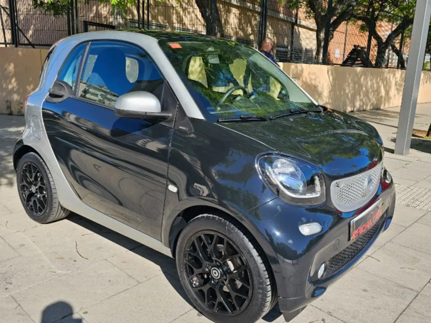smart forTwo Coupé 66 Aut. Negro - 1