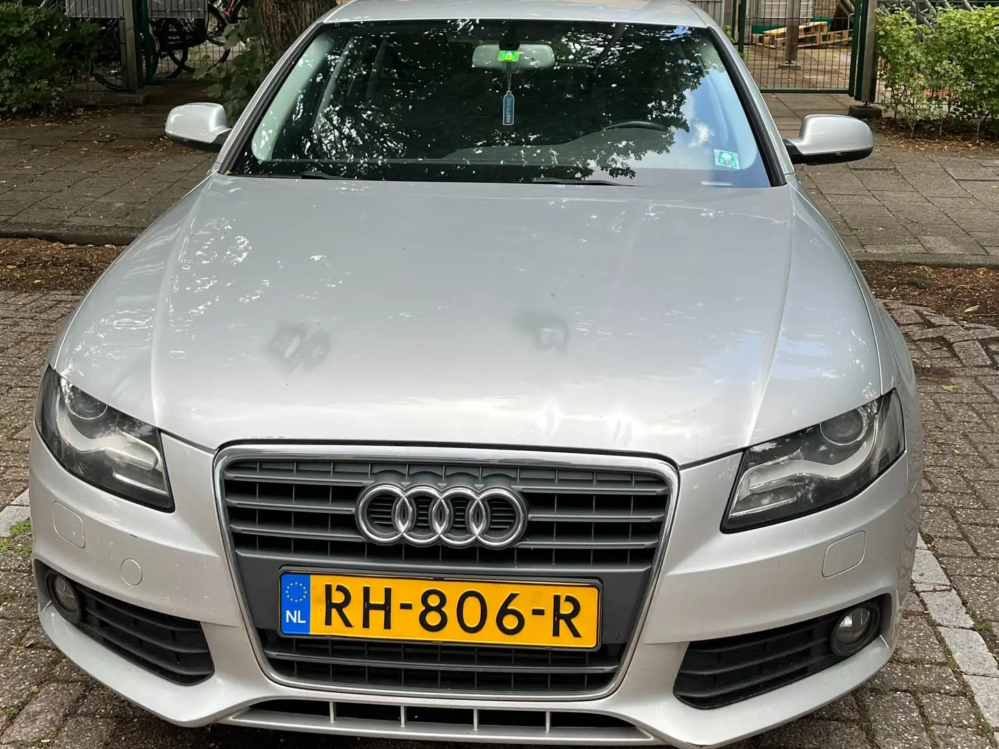Audi A4 A4 1.8 TFSI Grijs - 1