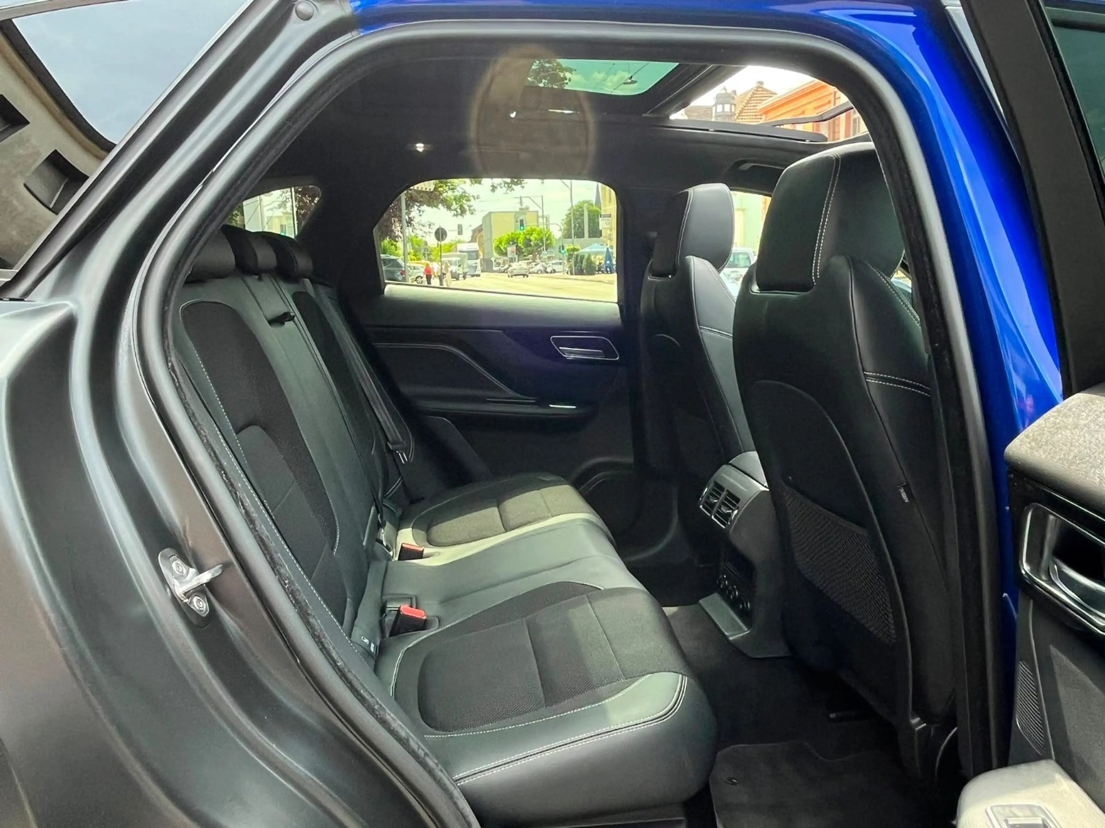 Jaguar F-Pace F-PACE R-Sport AWD 25d, Aut. PANORAMA — photo 15