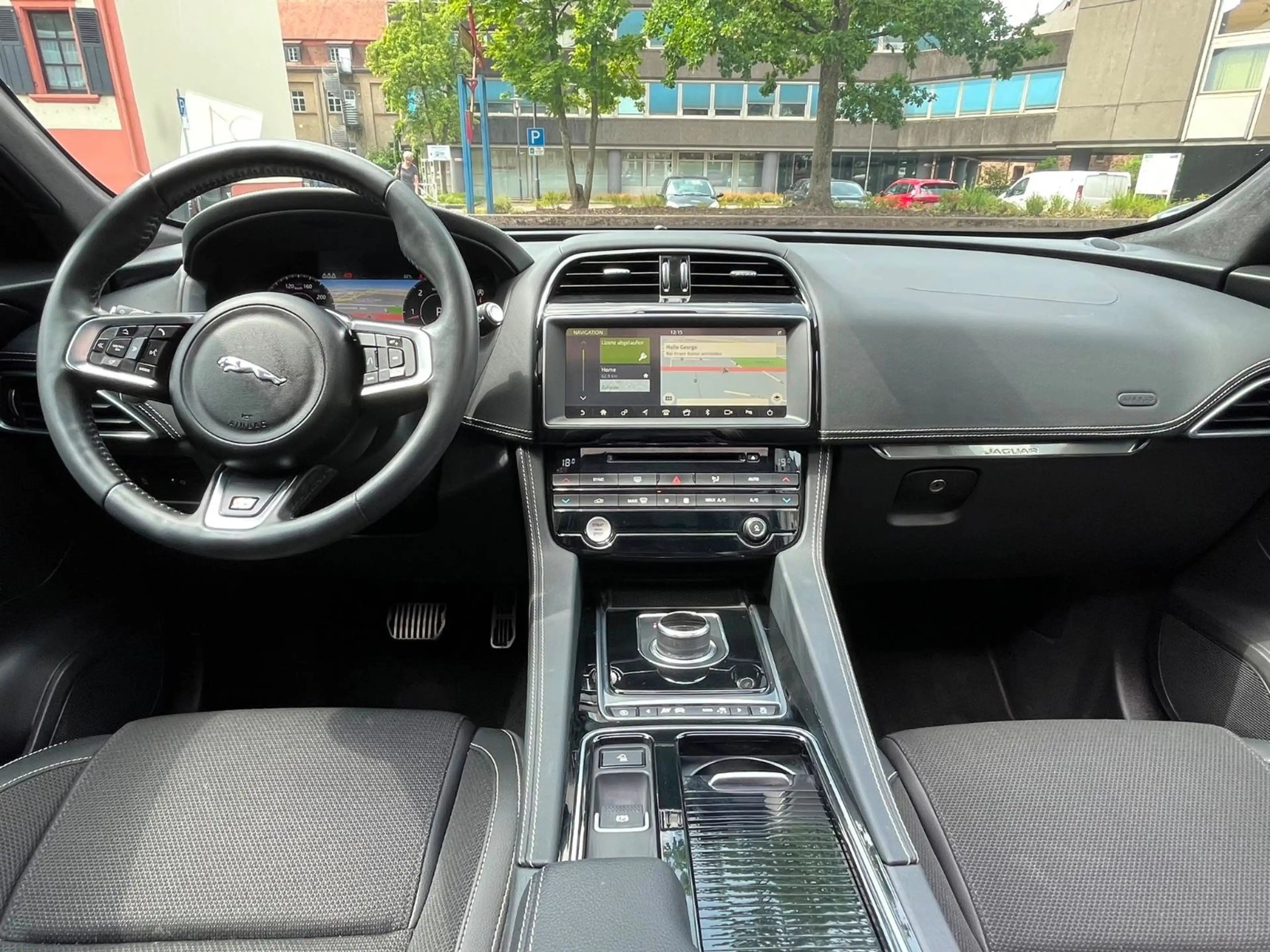 Jaguar F-Pace F-PACE R-Sport AWD 25d, Aut. PANORAMA — photo 10