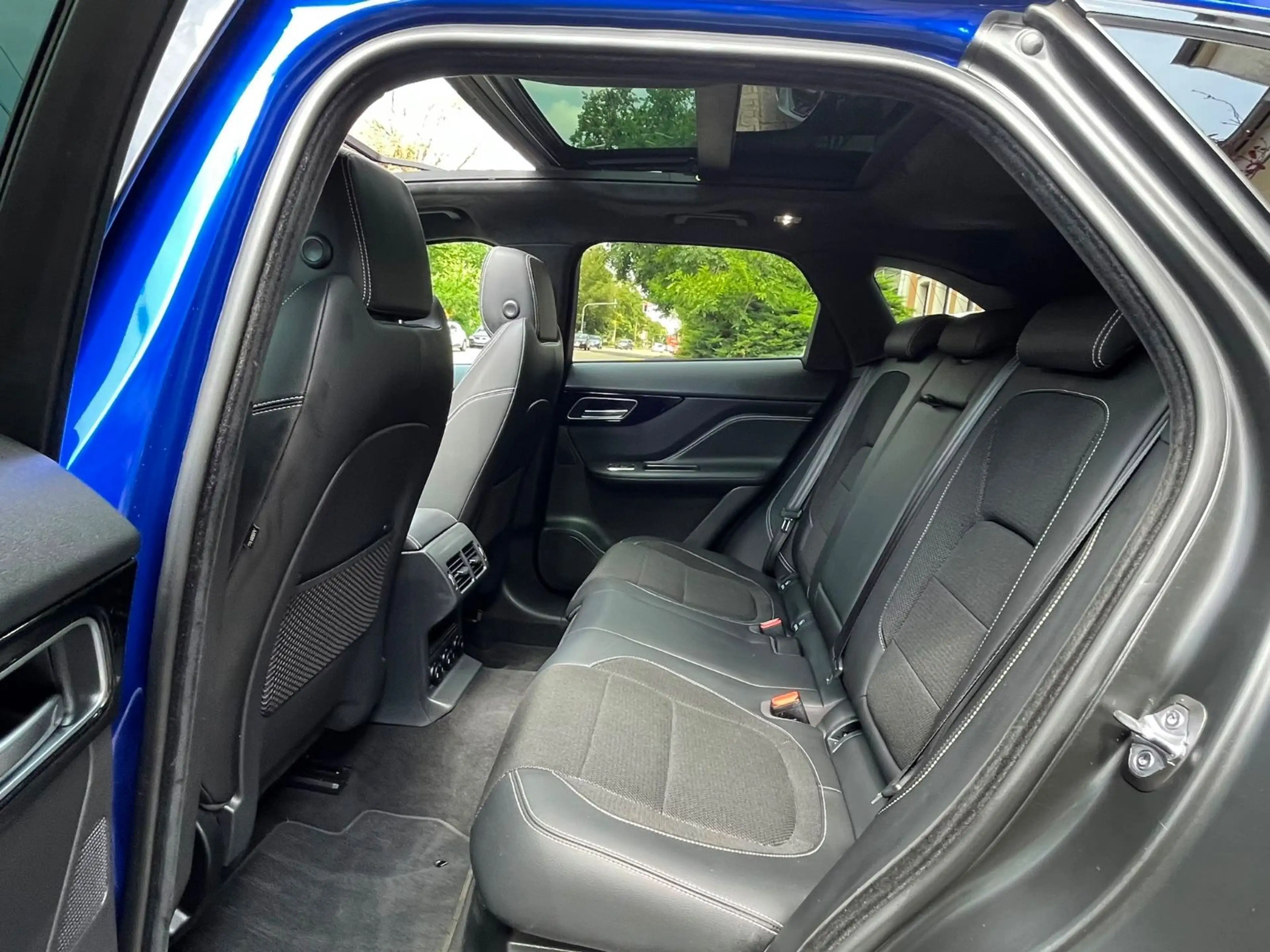 Jaguar F-Pace F-PACE R-Sport AWD 25d, Aut. PANORAMA — photo 14
