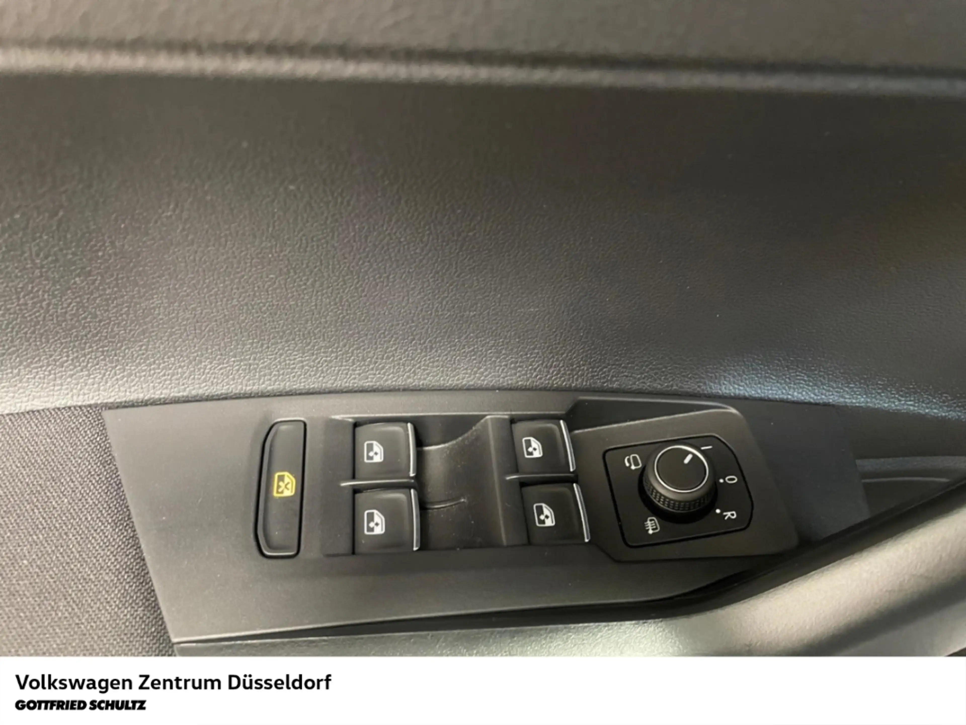 Volkswagen Polo Life 1.0 TSI DSG Navi Pano Kamera Sitzheiz — photo 9