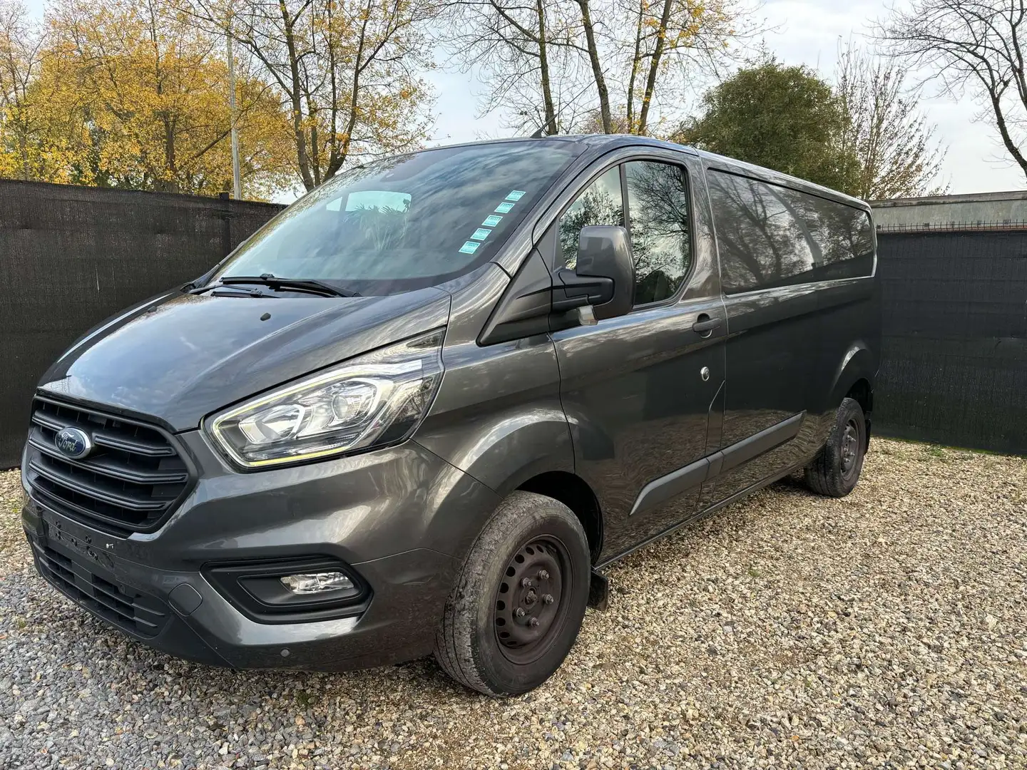 Ford Transit Custom 2.0 TDCi L2H1 Grijs - 2