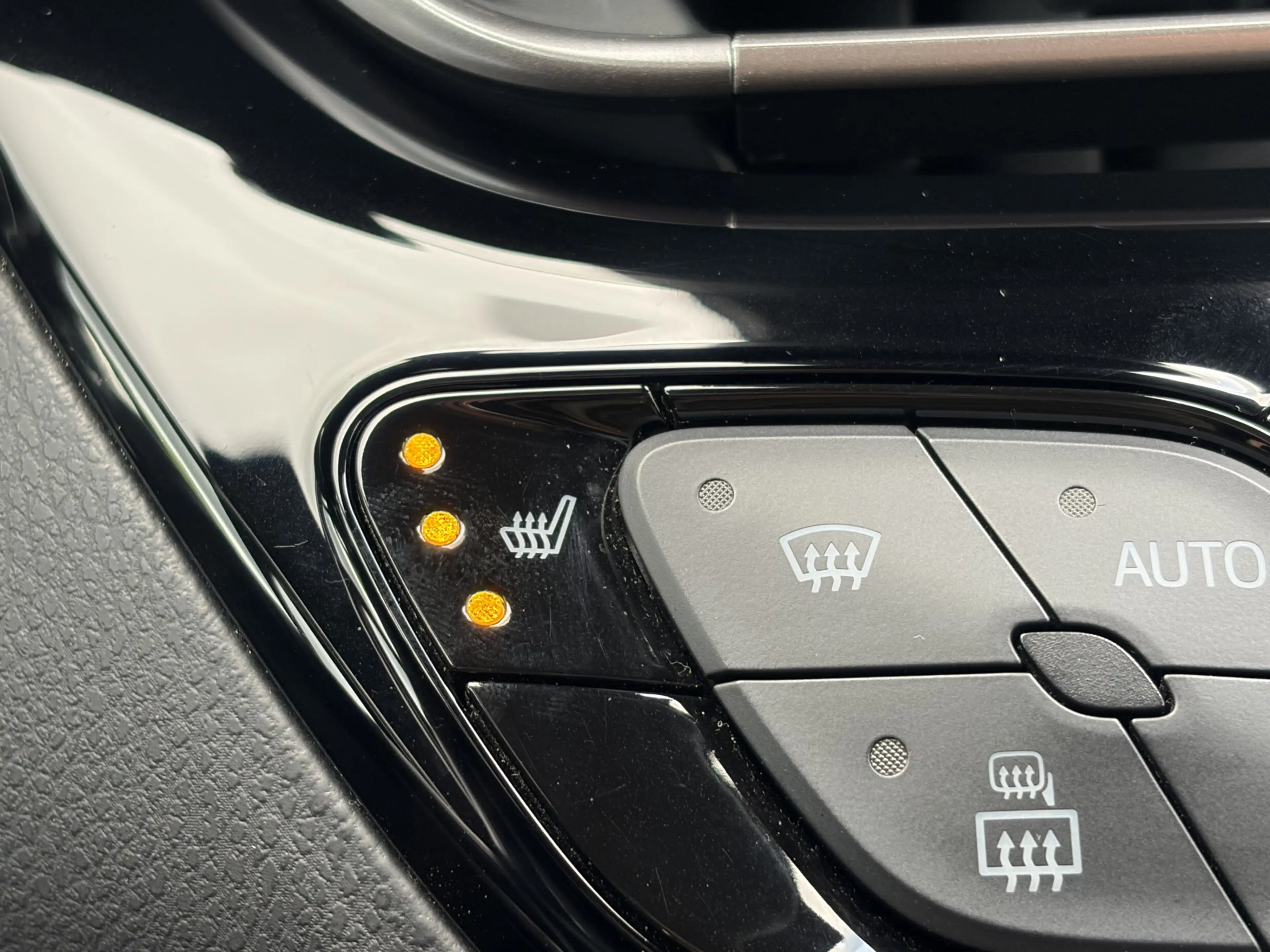Toyota C-HR 2.0 Hybrid GR-Sport JBL Camera Alcantara Stoelverw — photo 6