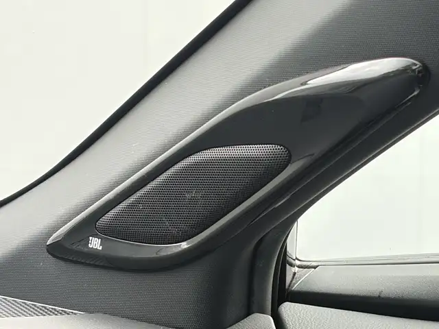 Toyota C-HR view 4