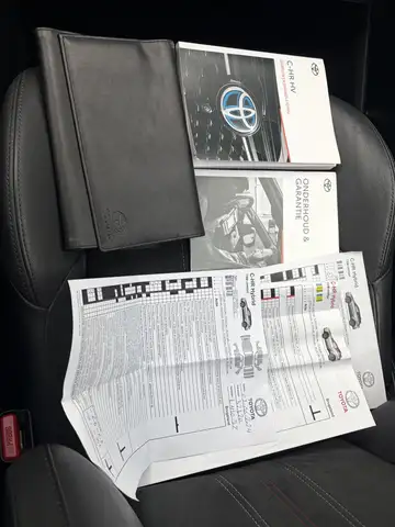 Toyota C-HR view 23