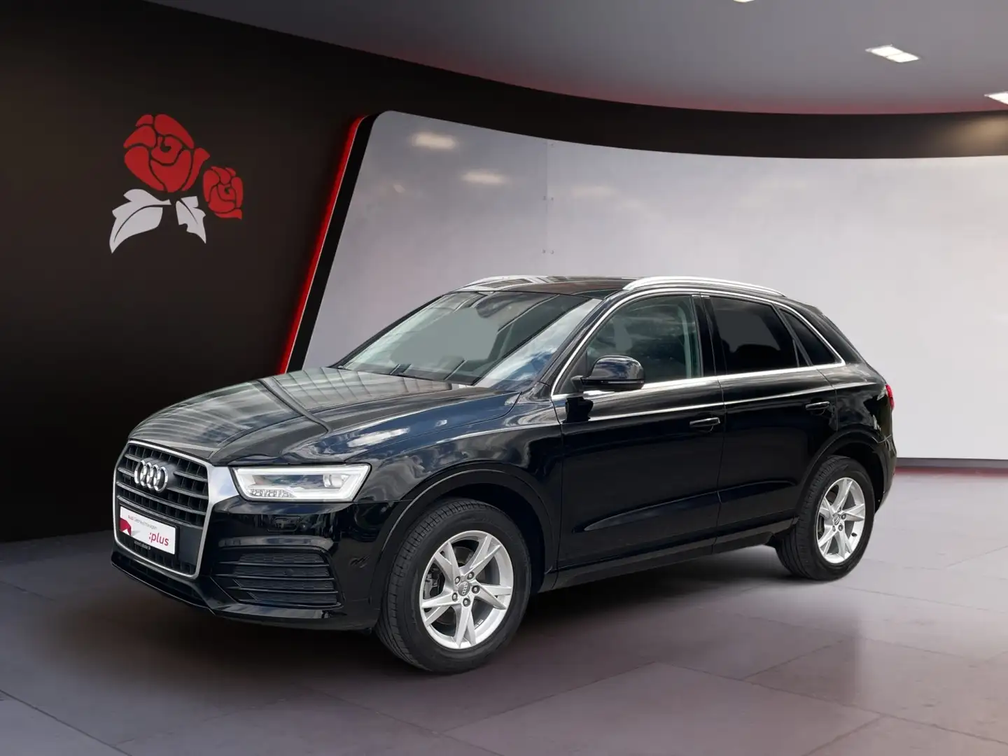 Audi Q3 2.0 TFSI quattro S-tronic sport AHK RFK LED Navi Schwarz - 2