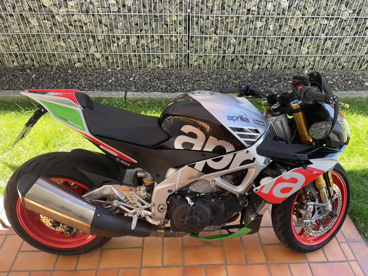 Aprilia Tuono