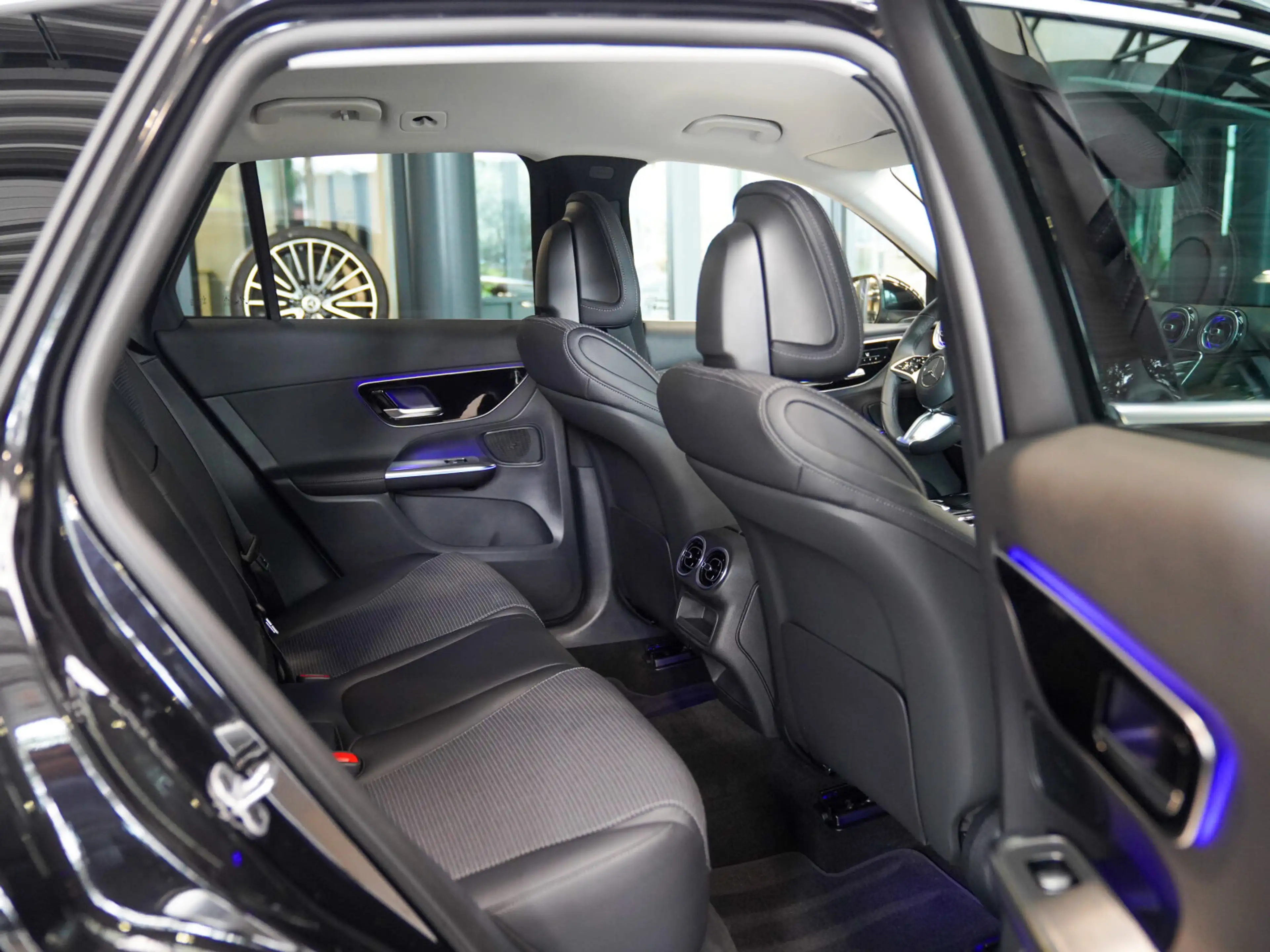Mercedes-Benz GLC 220 GLC 220 d 4M Edition AVANTGARDE AHK Alarmanlage — photo 15