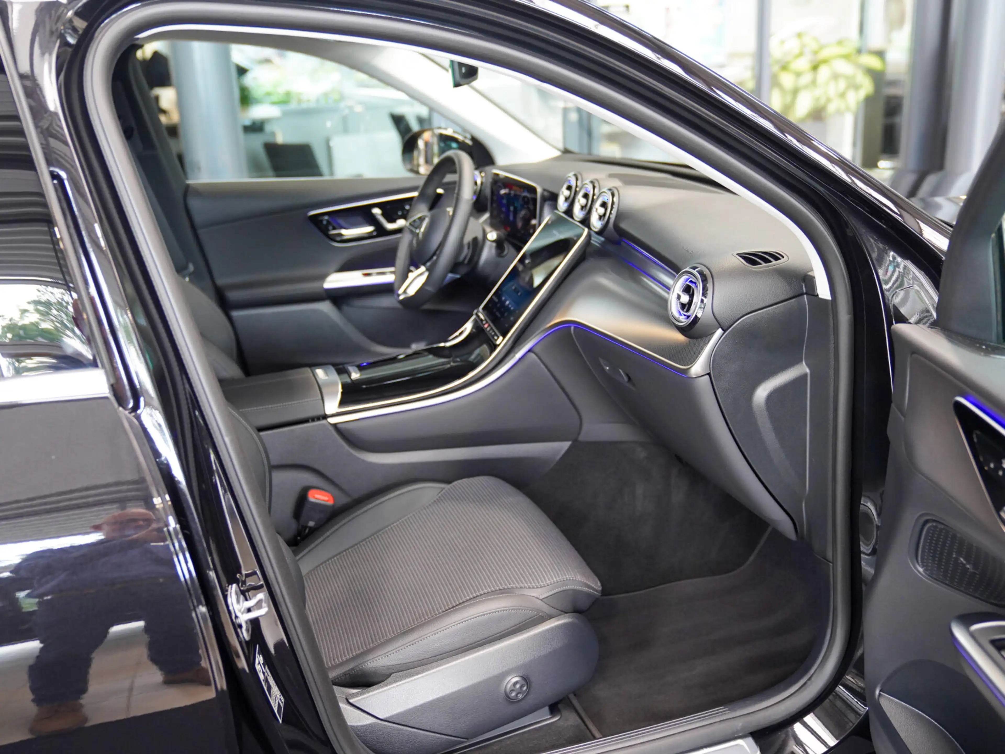Mercedes-Benz GLC 220 GLC 220 d 4M Edition AVANTGARDE AHK Alarmanlage — photo 11