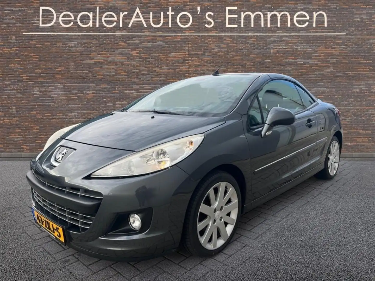 Peugeot 207 CC 1.6 VTi Griffe LEDER ECC LMV CRUISE 2013 Grijs - 2