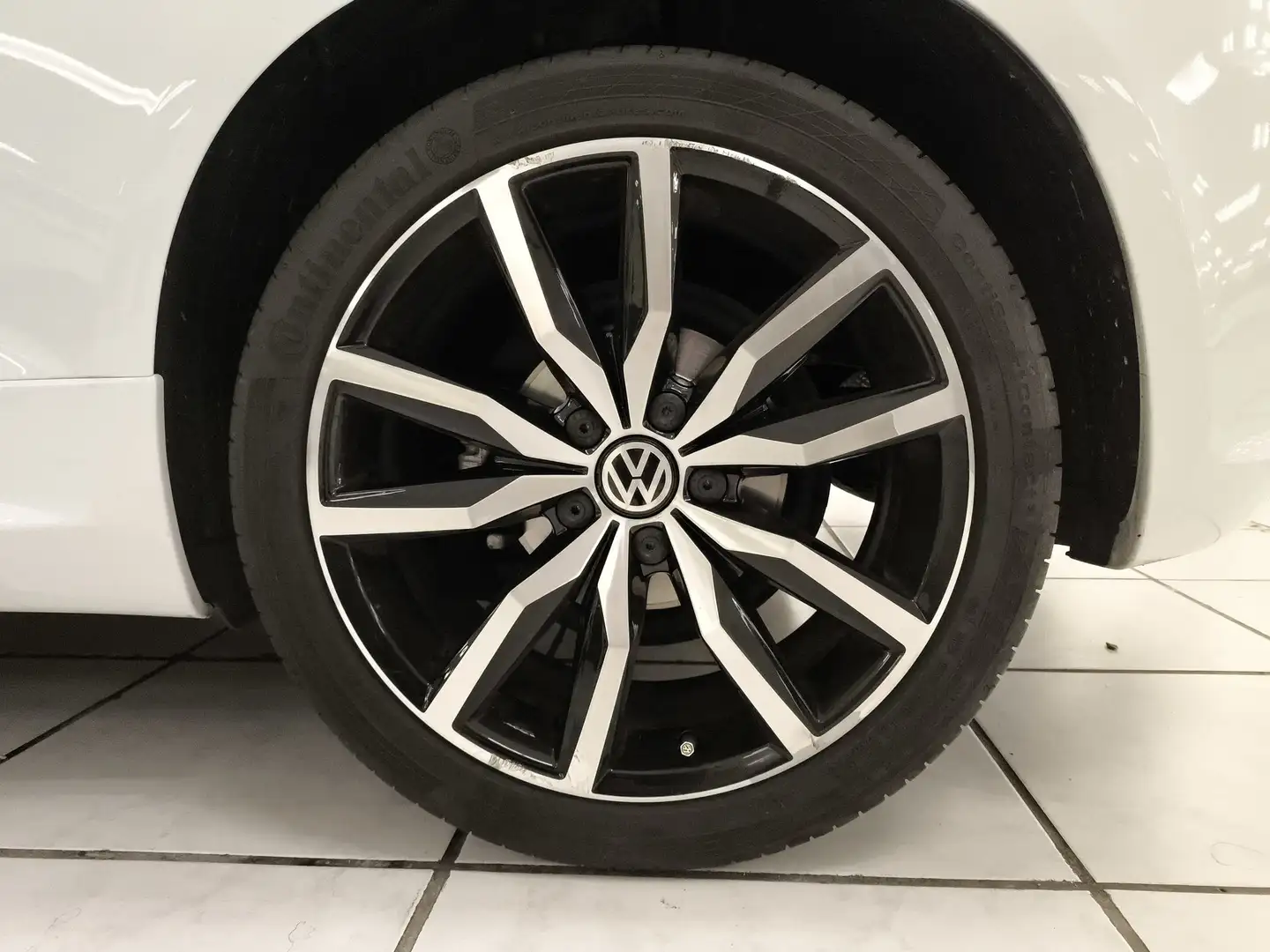 Volkswagen Scirocco 1.4 TSI BMT R-Line Wit - 2