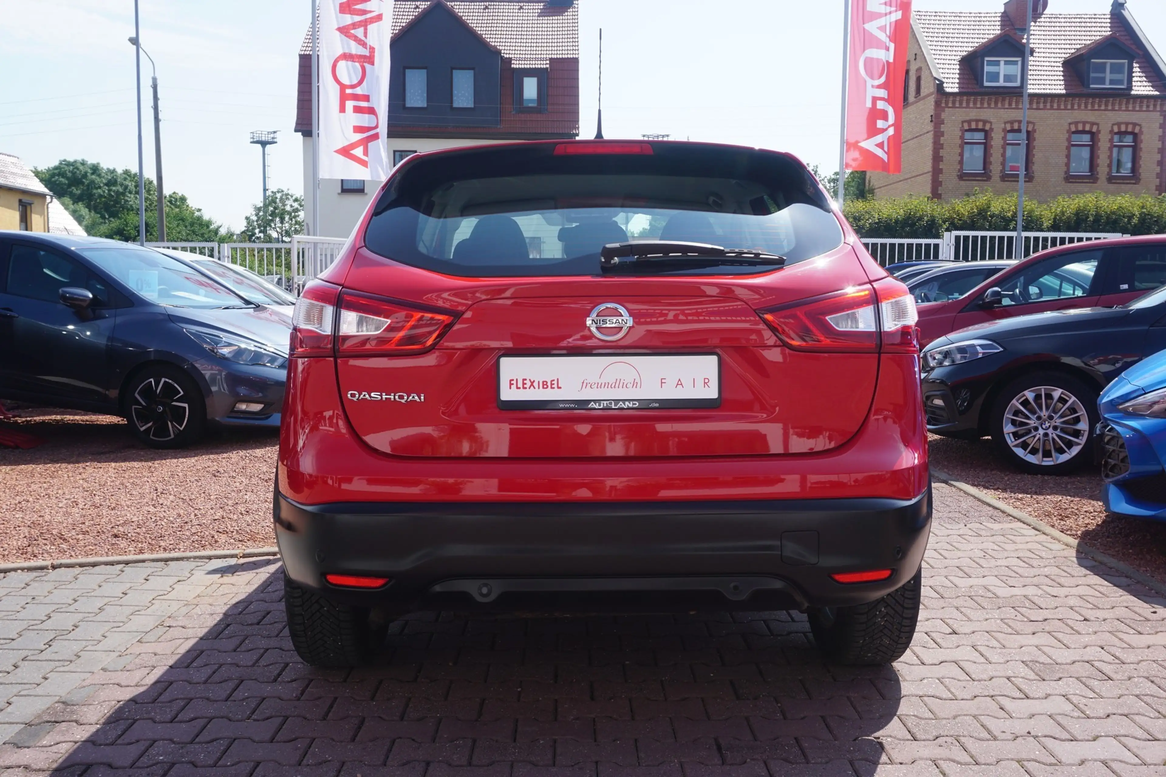 Nissan Qashqai 1.3 DCT Klimaaut. Navi Kamera DAB PDC — photo 4