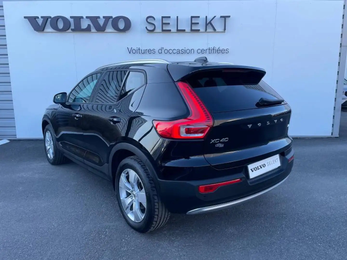 Volvo XC40 D4 AdBlue AWD 190ch Business Geartronic 8 - 2