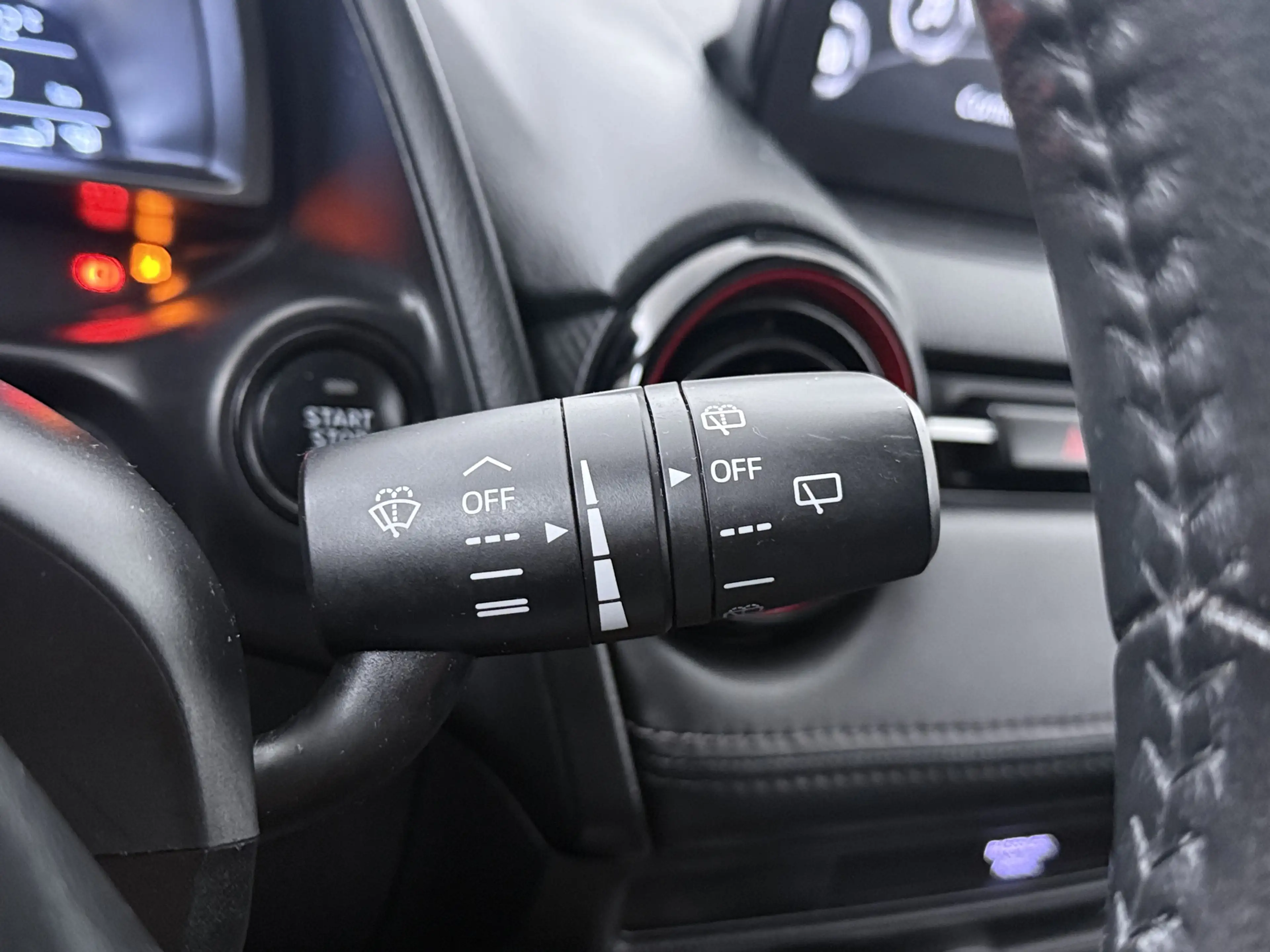 Mazda CX-3 2.0 SkyActiv-G 120 SkyLease+ | Trekhaak | Apple Ca — photo 8