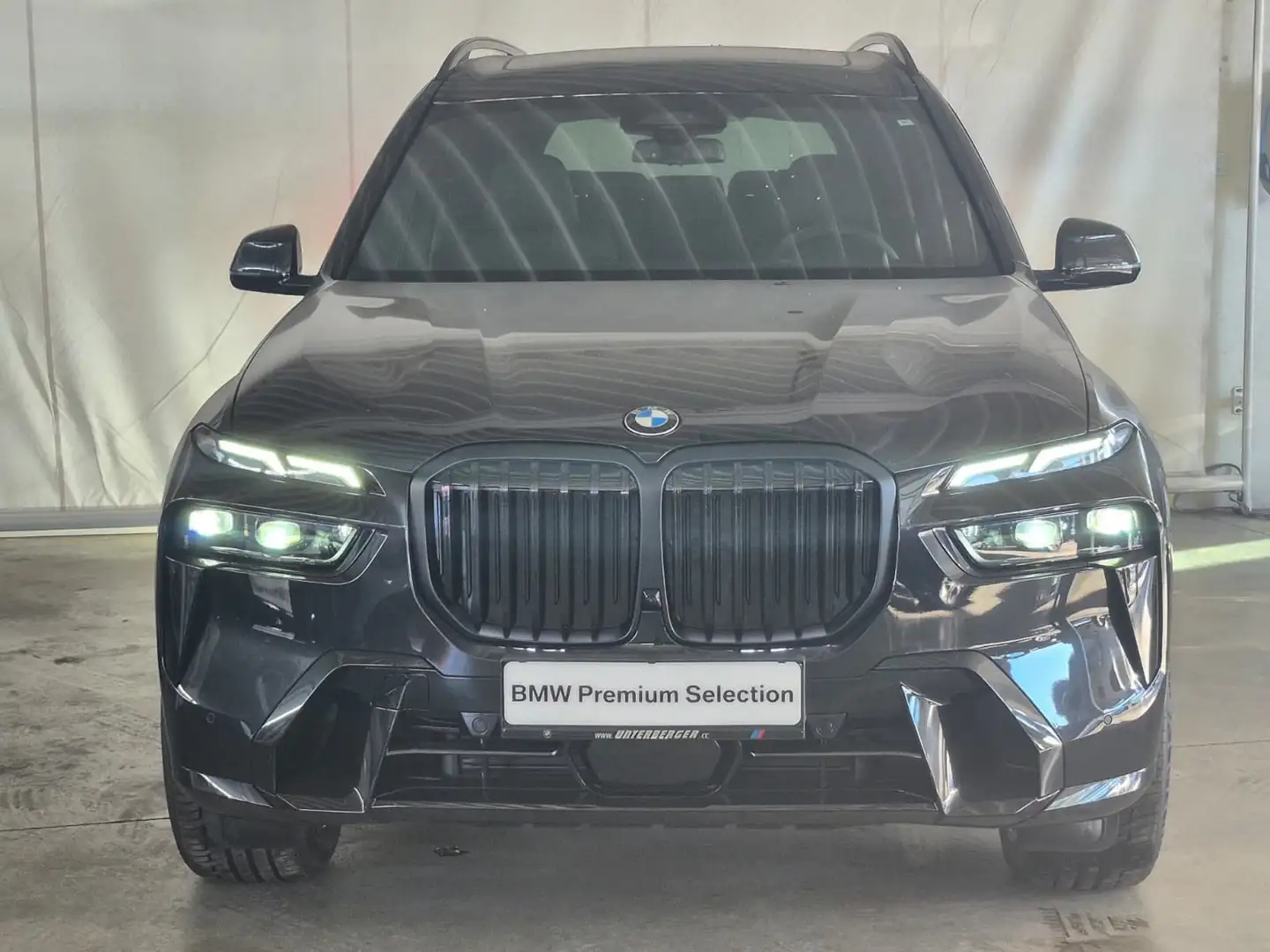 BMW X7 xDrive40d M Sportpaket Pro / AHK Schwarz - 2