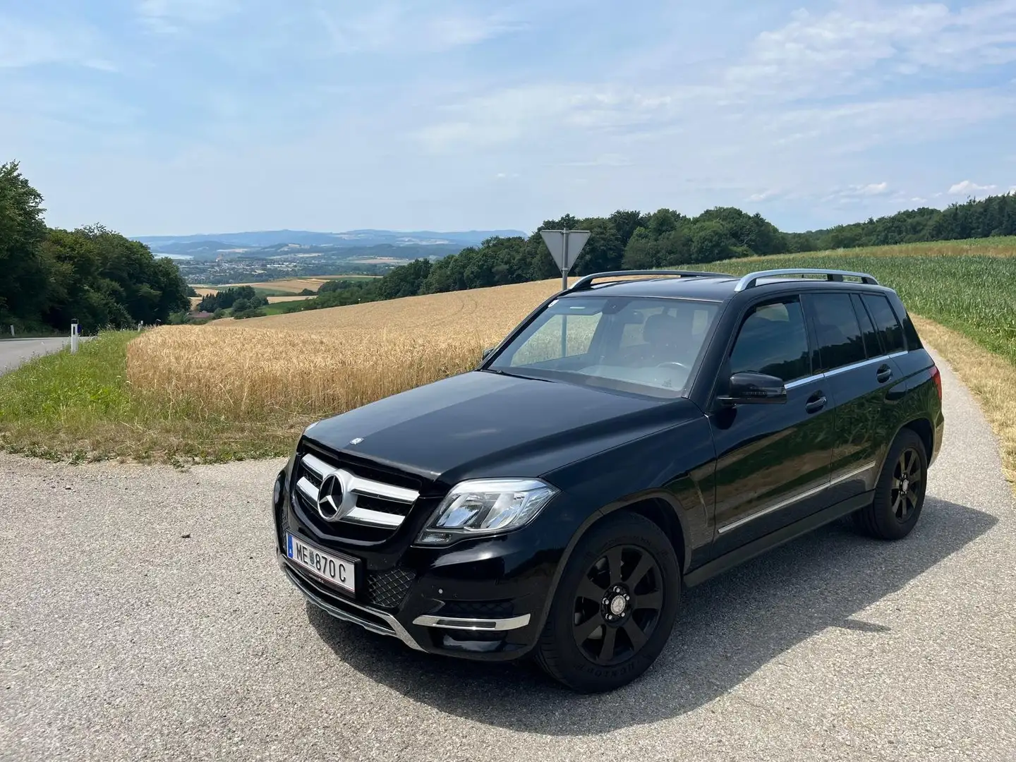 Mercedes-Benz GLK 200 Noir - 1