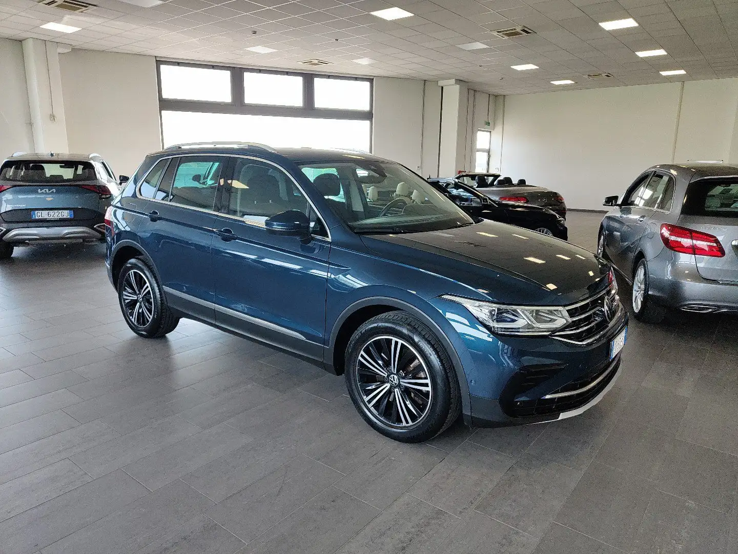 Volkswagen Tiguan 1.4 TSI e Hybrid Elegance DSG Navi FariLED Cerchi Blau - 2
