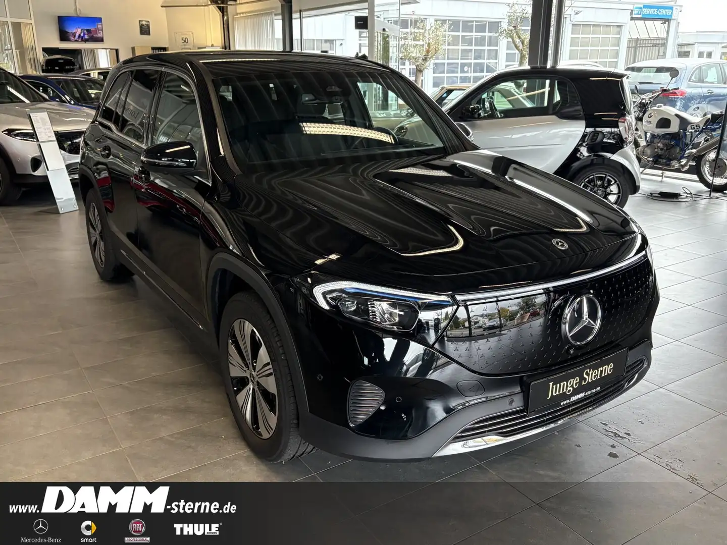 Mercedes-Benz EQB 300 EQB 300 4M Progressive Adv/7Sitze/WDG/360°/+Flex Schwarz - 2