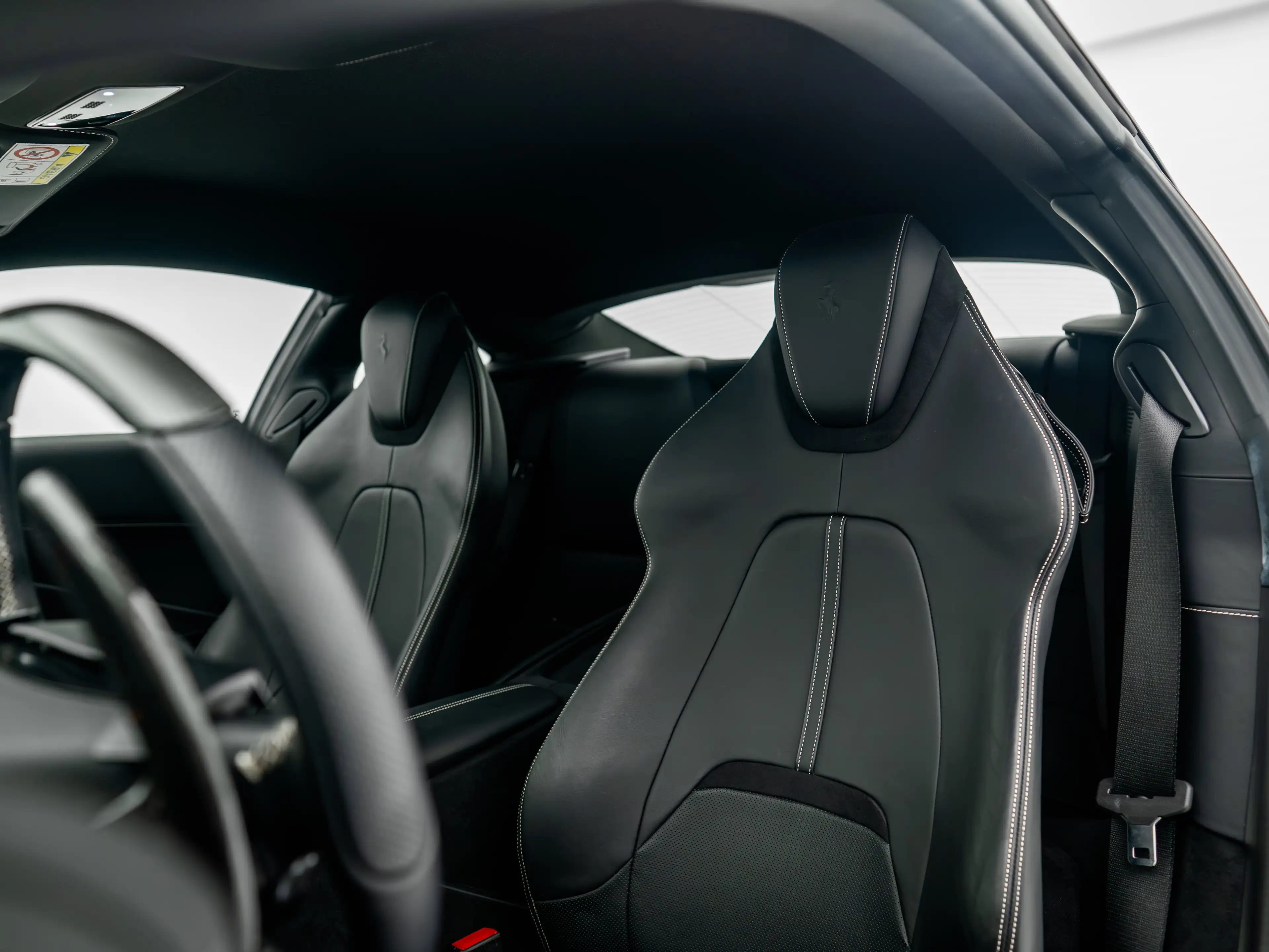 Ferrari Roma - GRIGIO SCURO - FERRARI HAMBURG — photo 13
