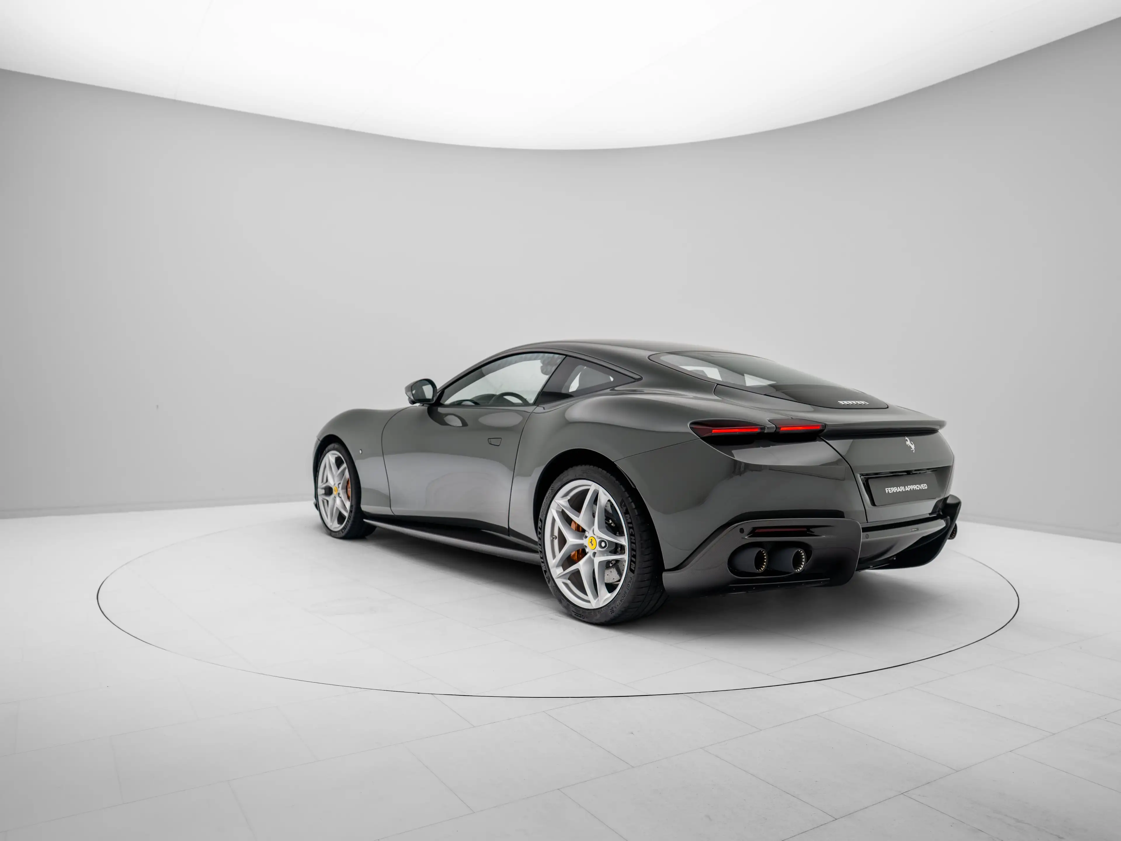 Ferrari Roma - GRIGIO SCURO - FERRARI HAMBURG — photo 7