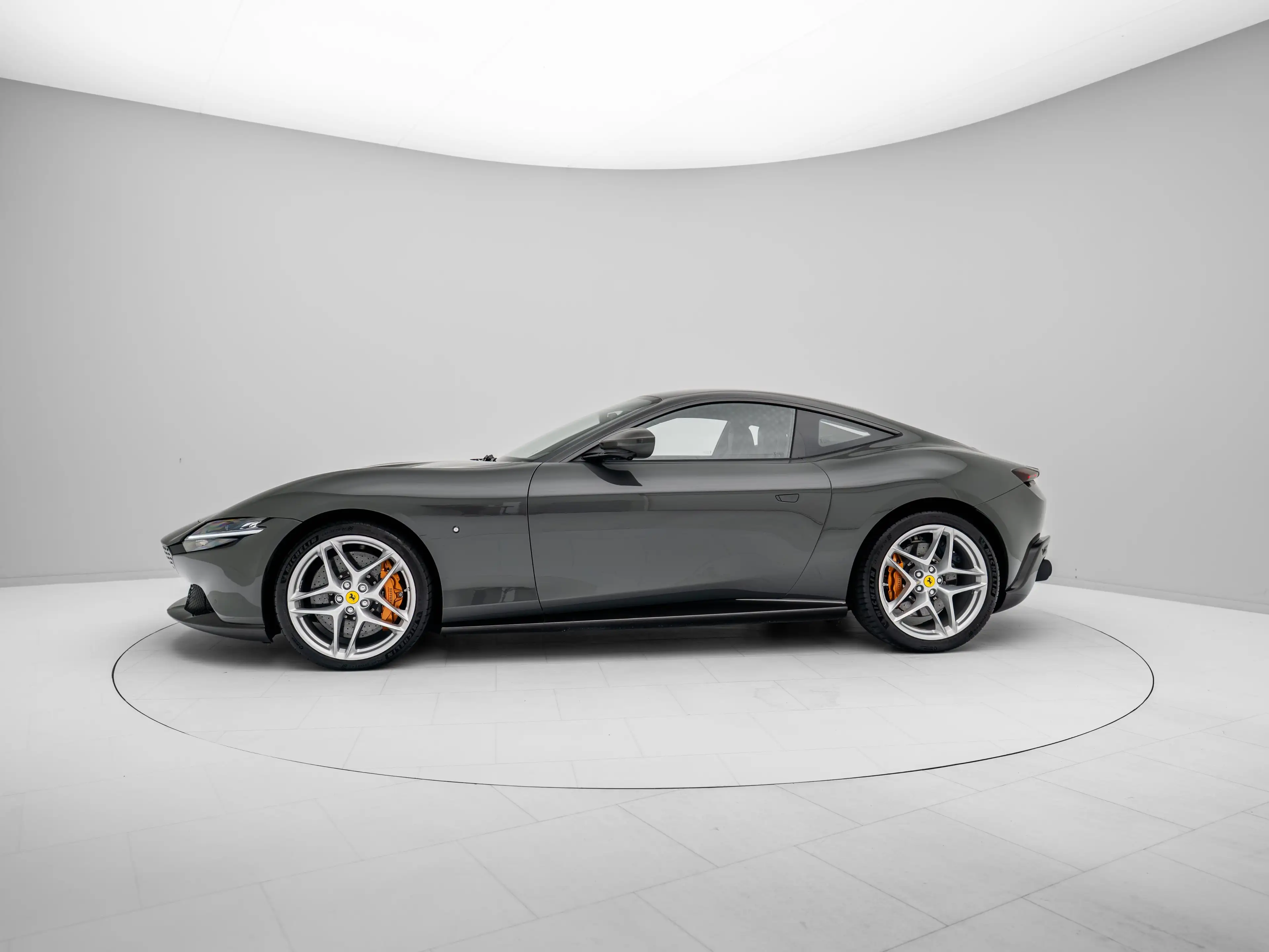 Ferrari Roma - GRIGIO SCURO - FERRARI HAMBURG — photo 8