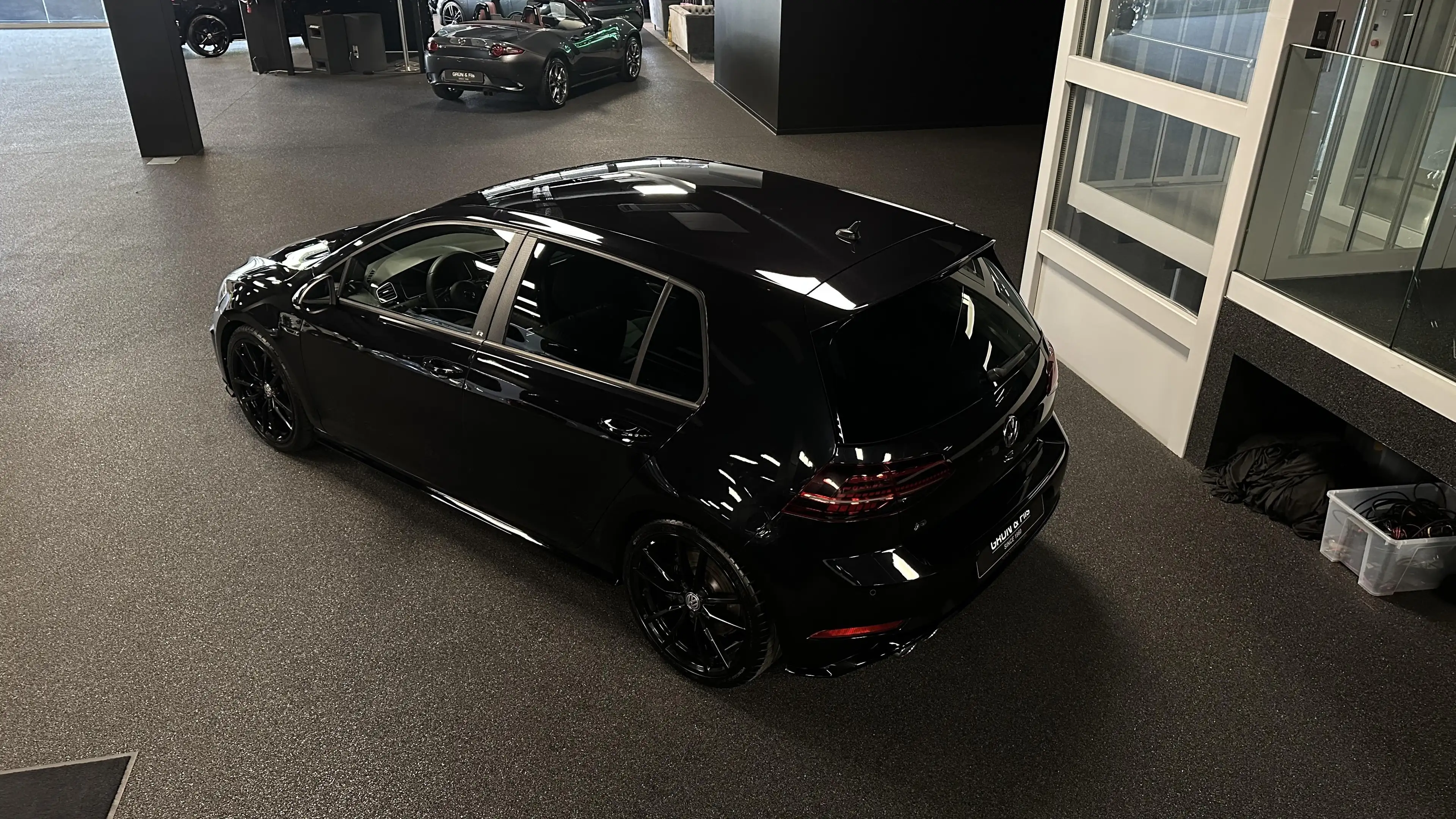 Volkswagen Golf R TSI R 4MOTION — photo 5