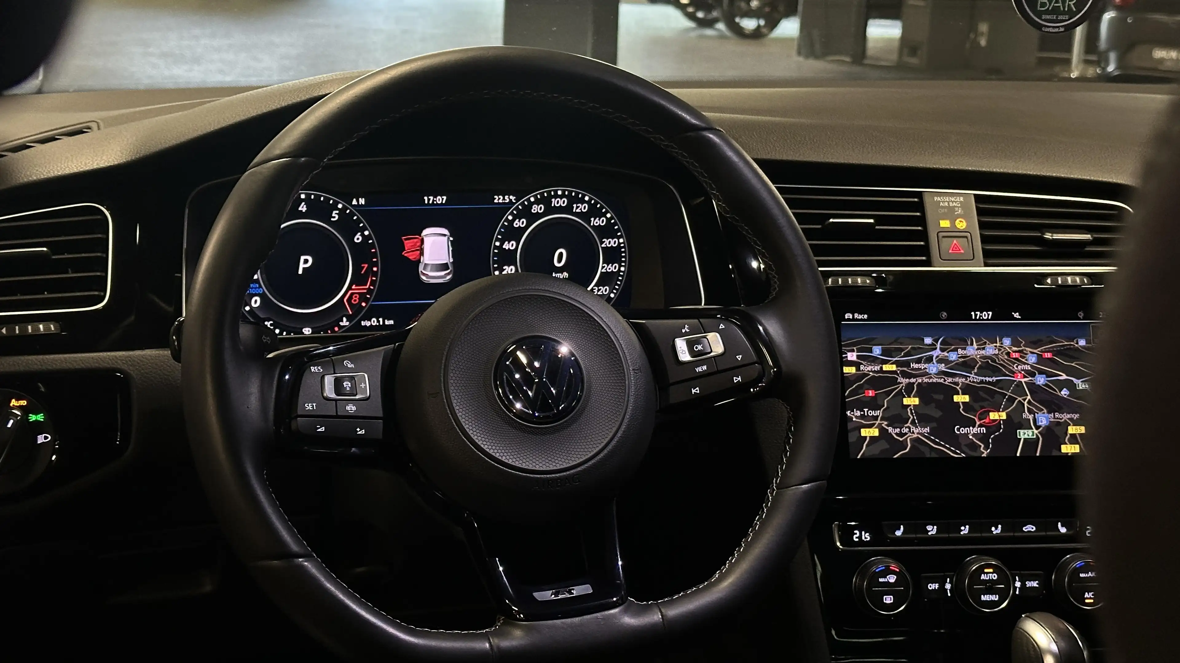 Volkswagen Golf R TSI R 4MOTION — photo 12