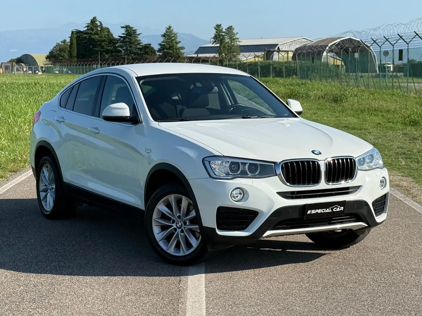 BMW X4 X4 Xdrive20d business aut. 190cv "SOLO 79000KM" Blanc - 1