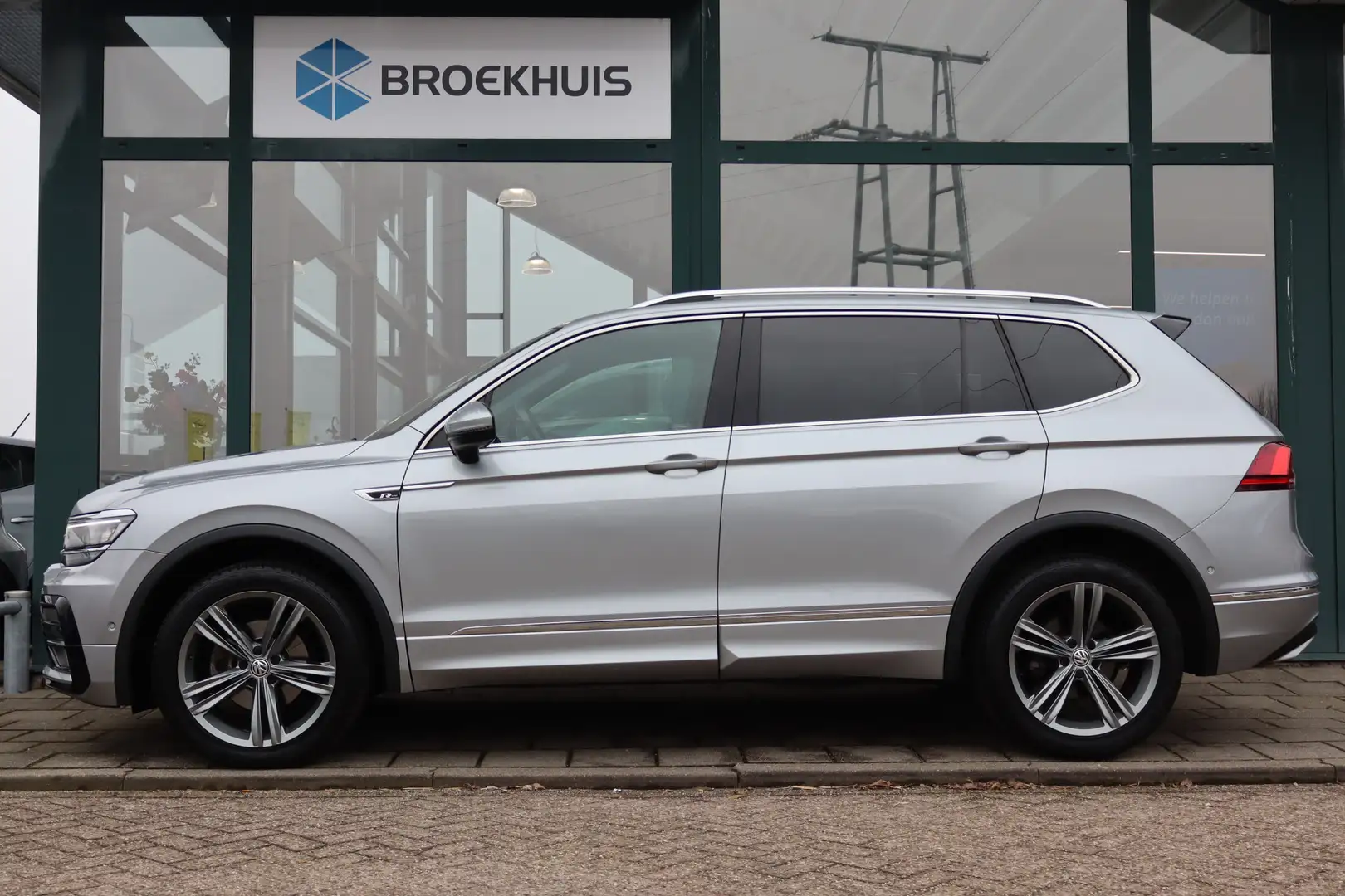 Volkswagen Tiguan Allspace 1.5 TSI Highline Business R | Stoelverwarming | Ap Gris - 2