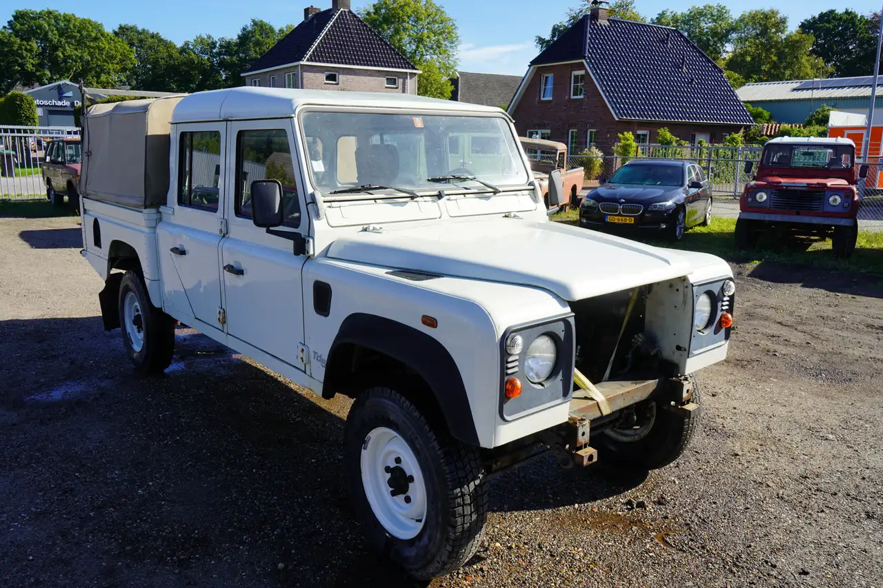 Land Rover Defender 130 crew cab, foto 3