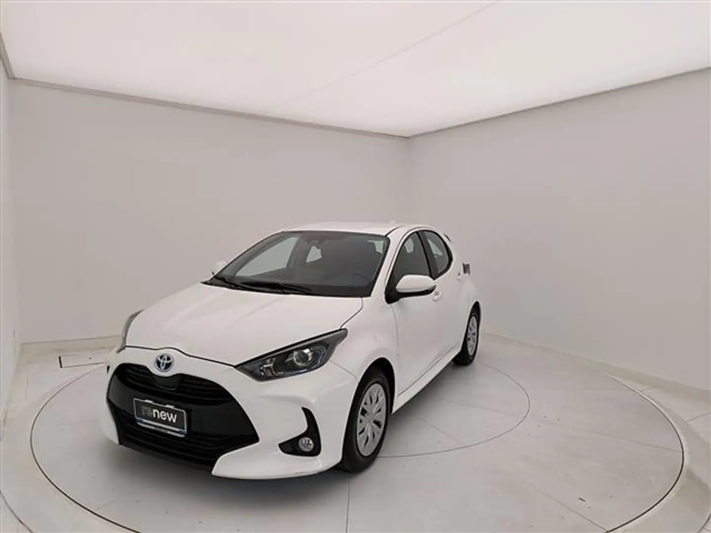Toyota Yaris 1.5 Hybrid Trend e-CVT Bianco - 2