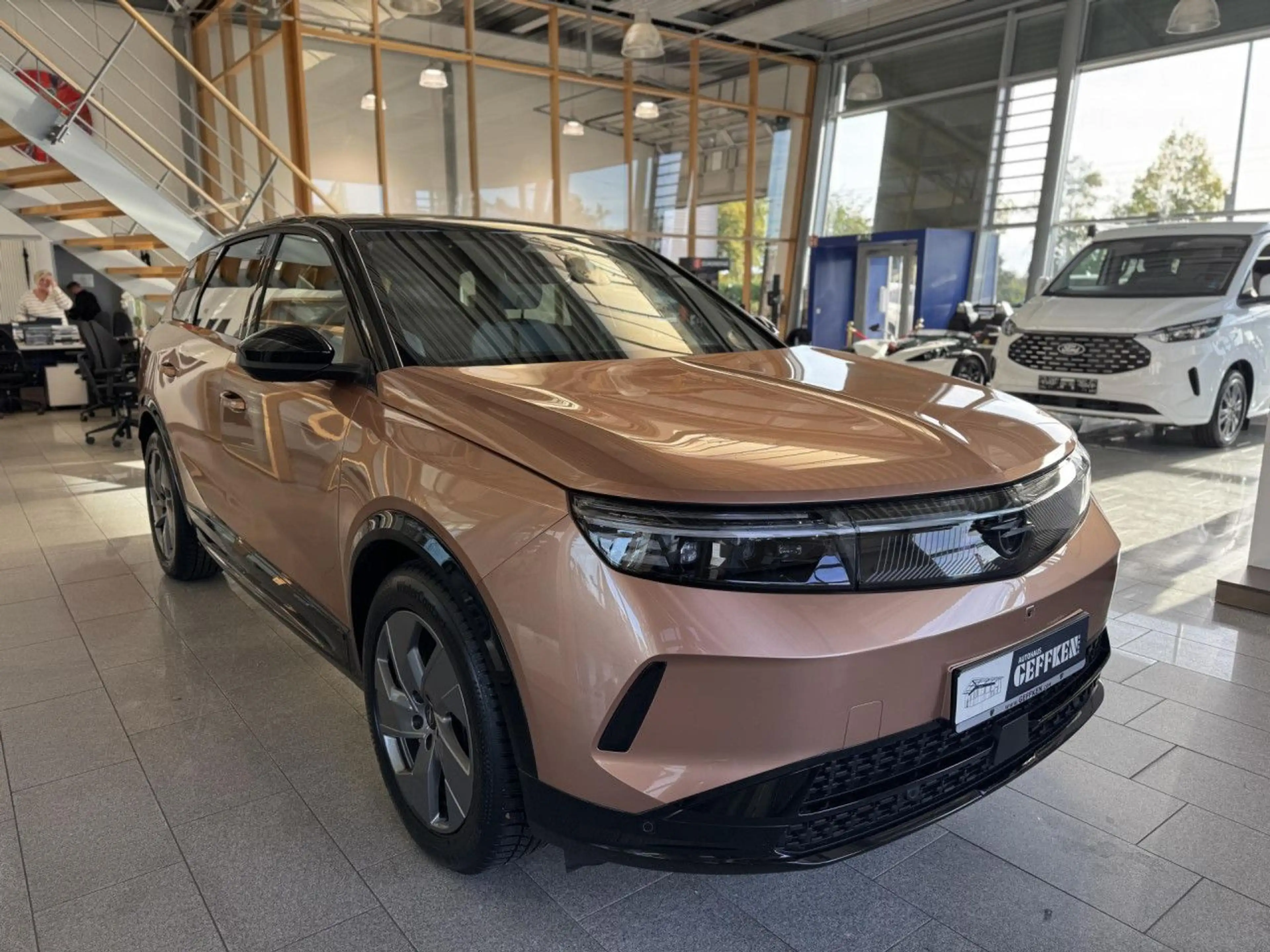 Opel Grandland Electric 73kWh GS, Pano, 360°, ACC! LED — photo 2